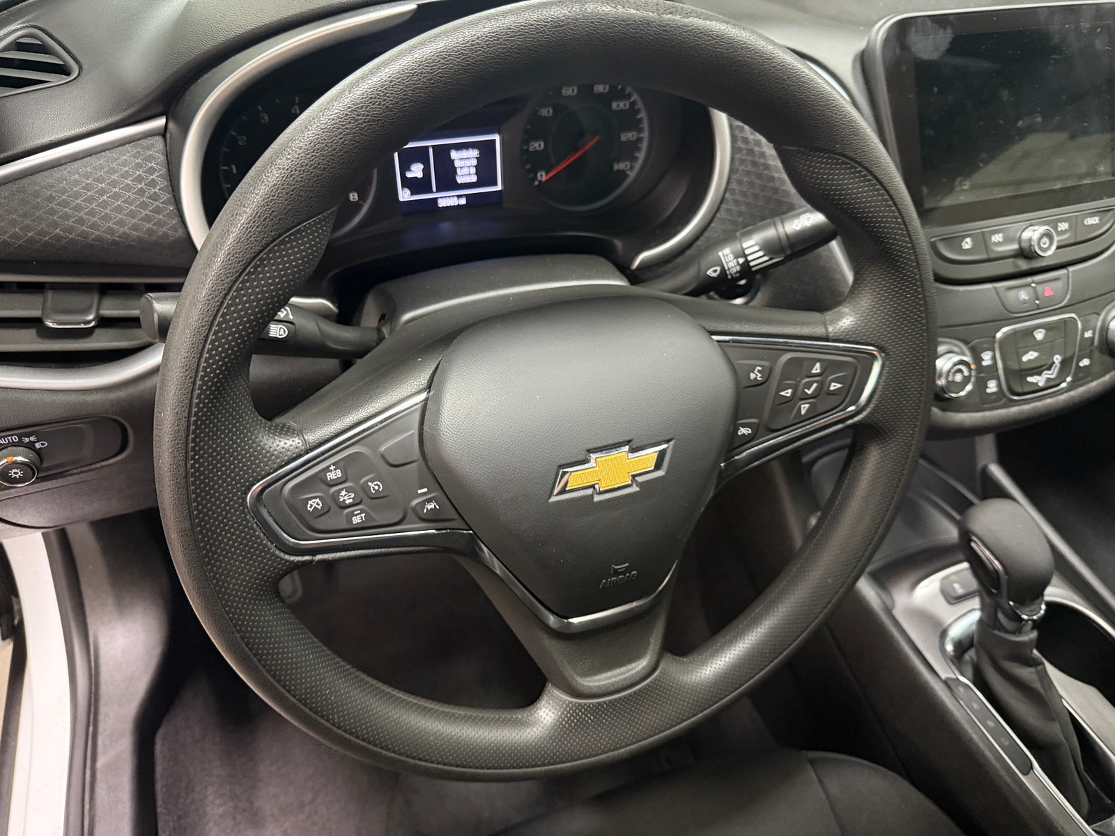 Thumbnail: 2023 Chevrolet Malibu - 5