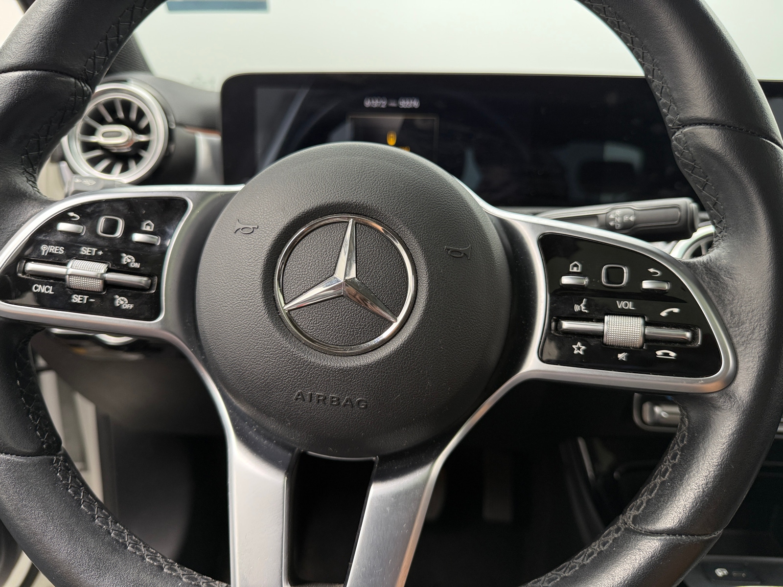 Thumbnail: 2021 Mercedes-Benz A-Class - 4