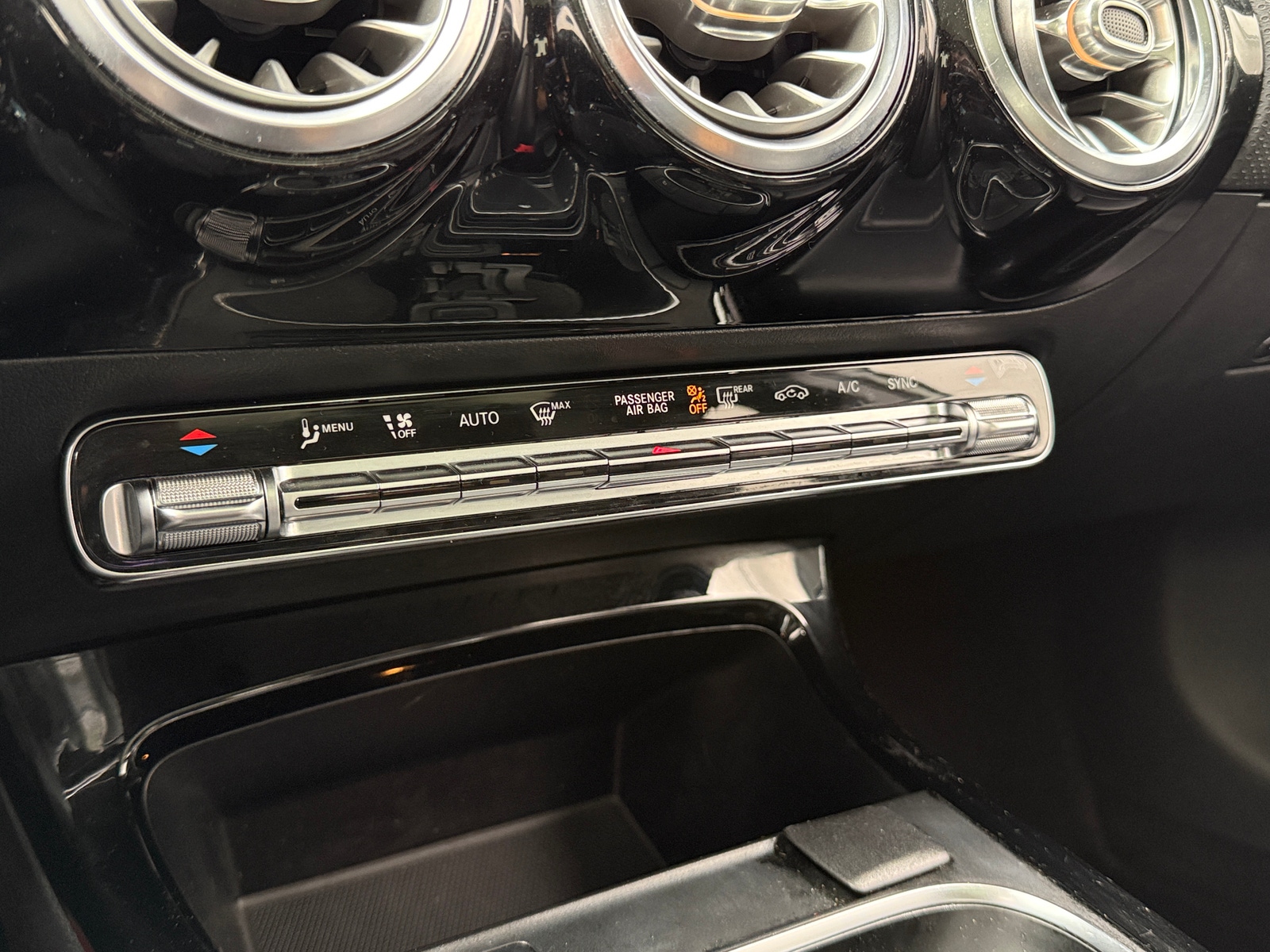 Thumbnail: 2021 Mercedes-Benz A-Class - 3