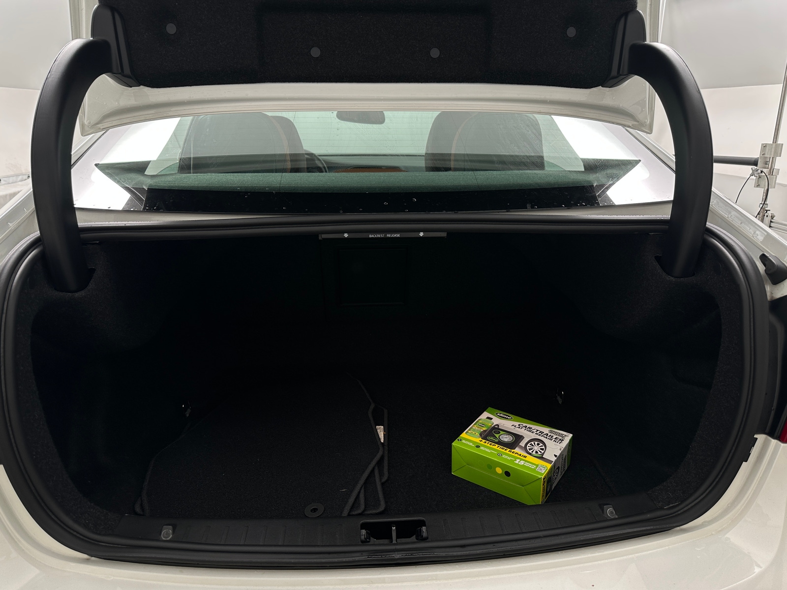 Thumbnail: 2013 Volvo S60 - 6