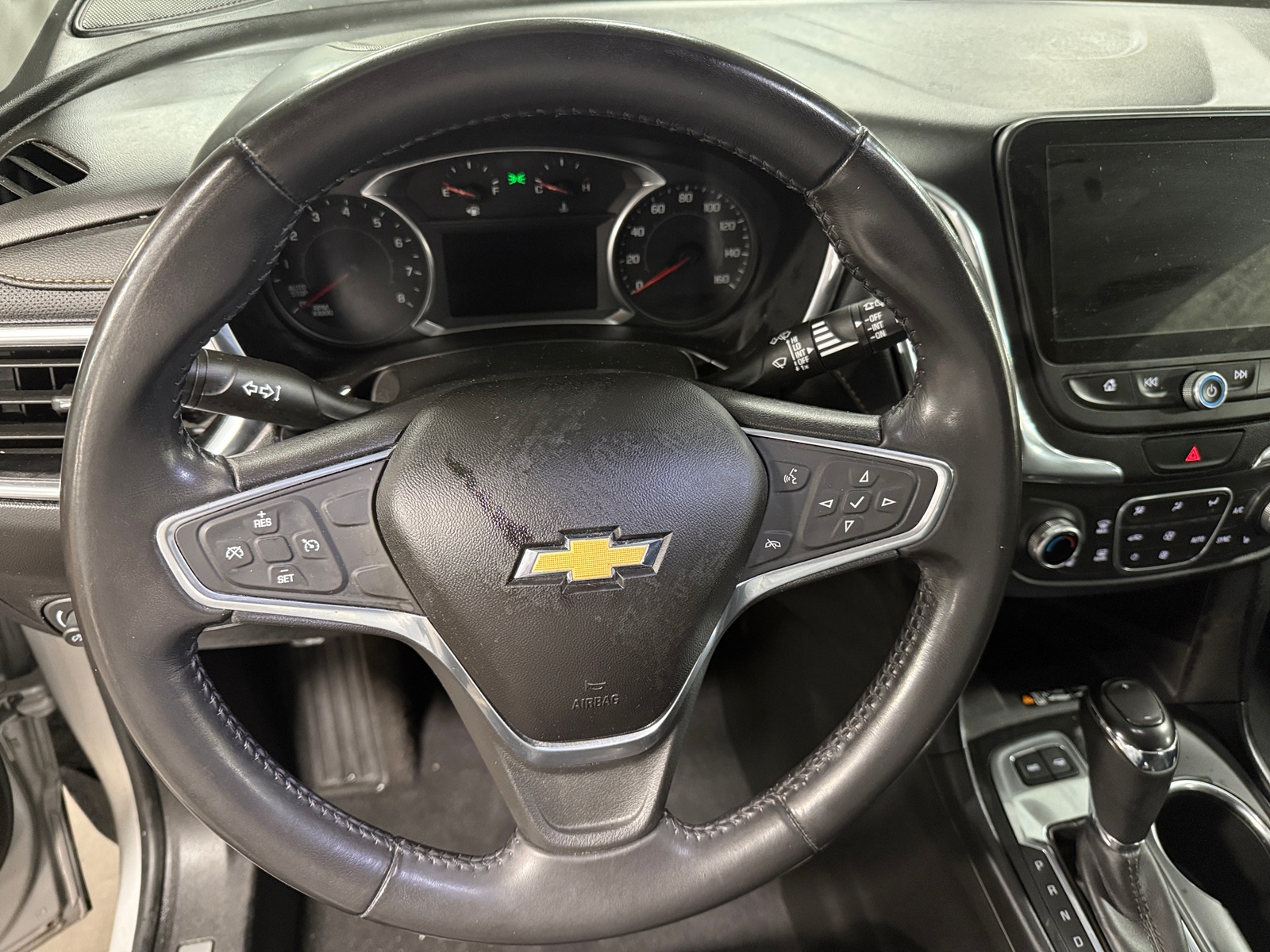 Thumbnail: 2019 Chevrolet Equinox - 4