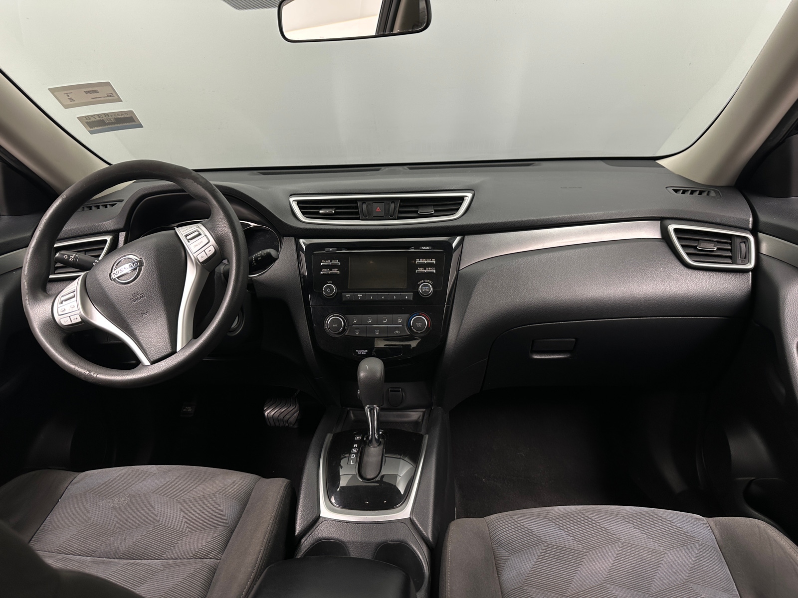 Thumbnail: 2016 Nissan Rogue - 3