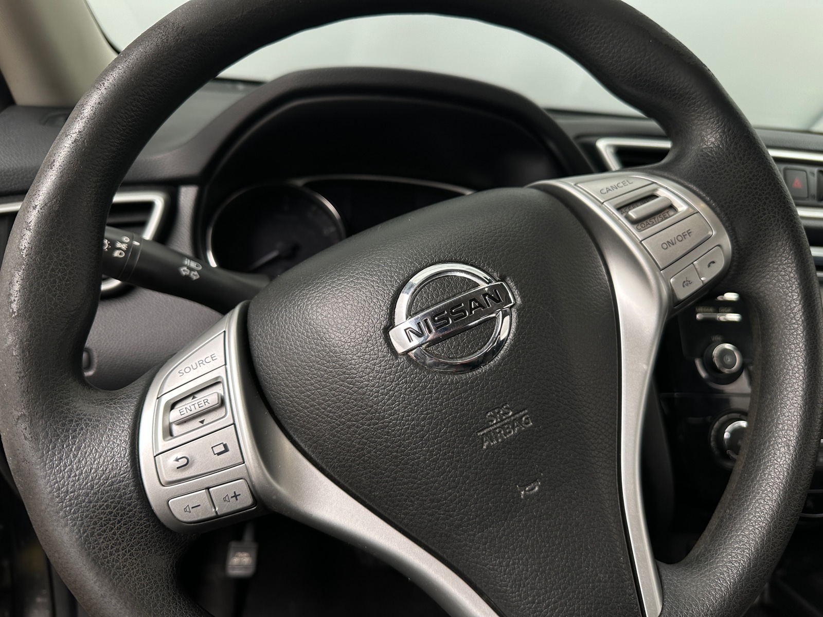 Thumbnail: 2016 Nissan Rogue - 5