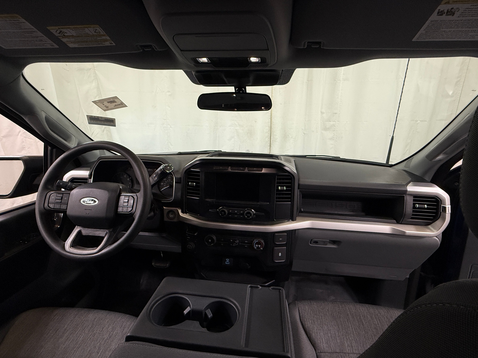 Thumbnail: 2023 Ford Econoline - 3