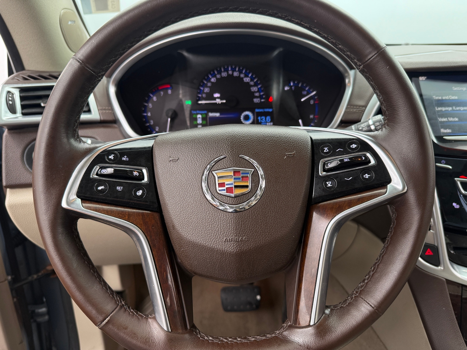 Thumbnail: 2014 Cadillac SRX - 4