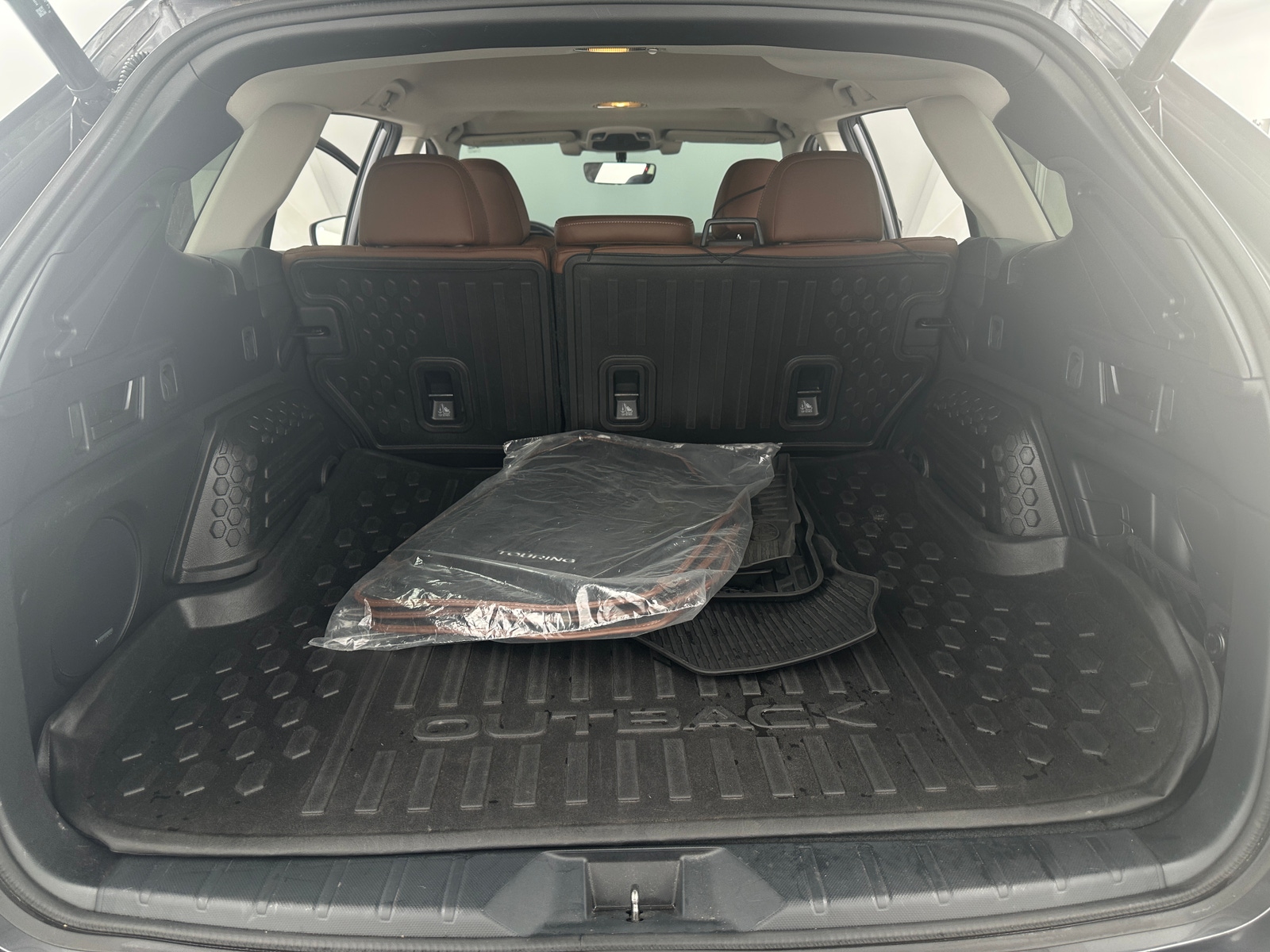 Thumbnail: 2022 Subaru Outback - 6