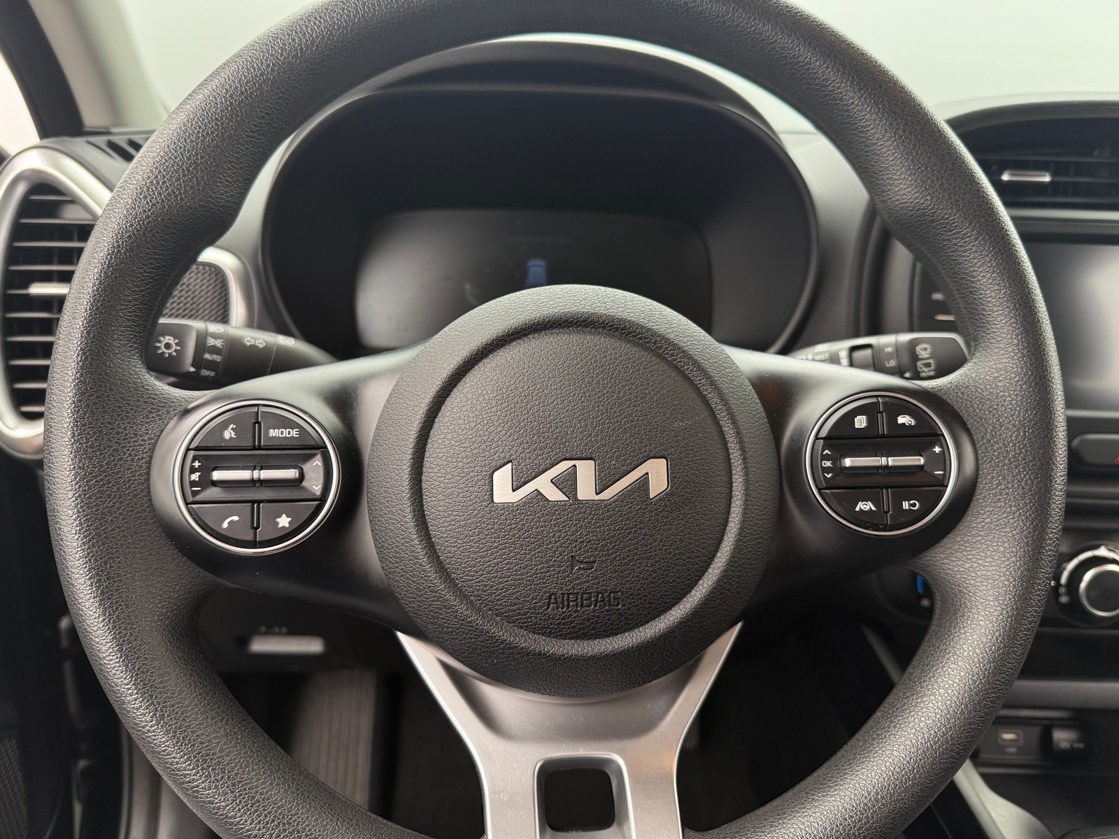 Thumbnail: 2024 Kia Soul - 5