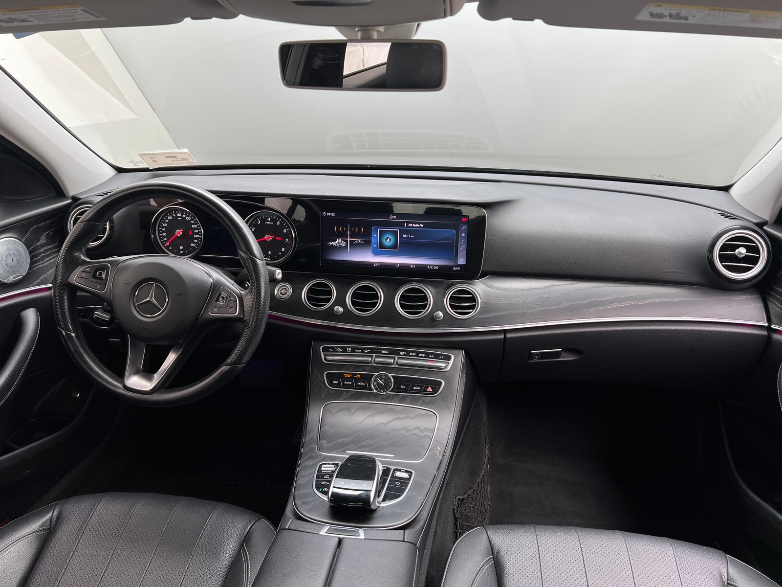 Thumbnail: 2018 Mercedes-Benz E-Class - 2