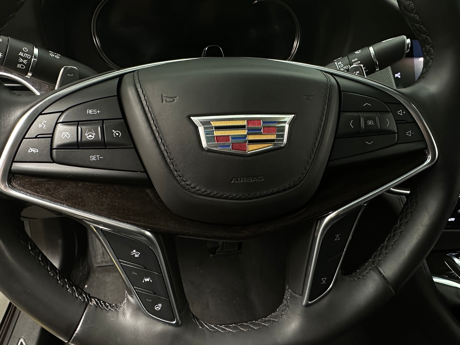 Thumbnail: 2018 Cadillac CT6 - 4
