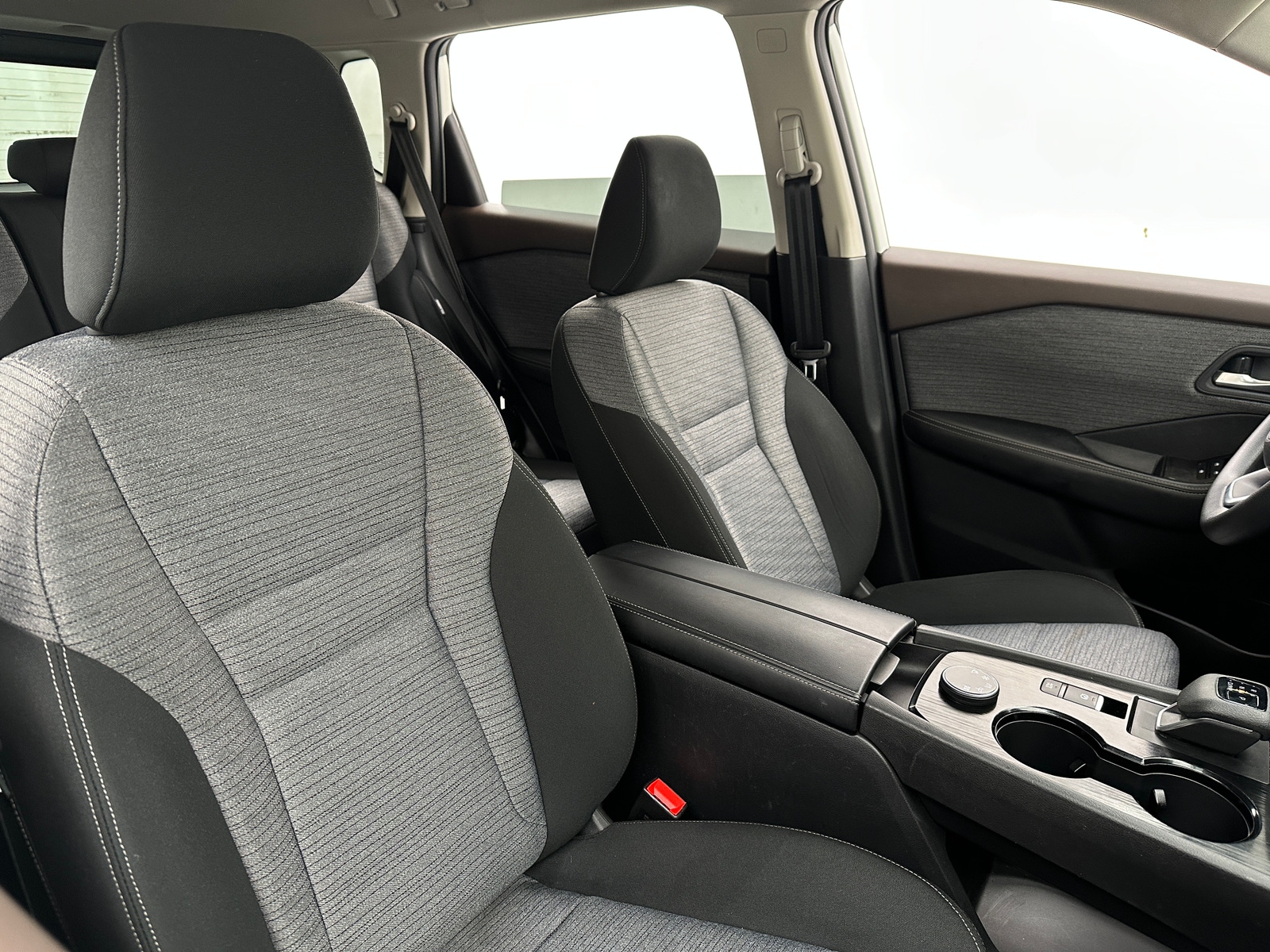 Thumbnail: 2023 Nissan Rogue - 2