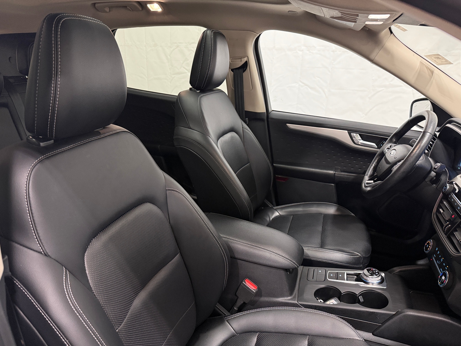 Thumbnail: 2020 Ford Escape - 2
