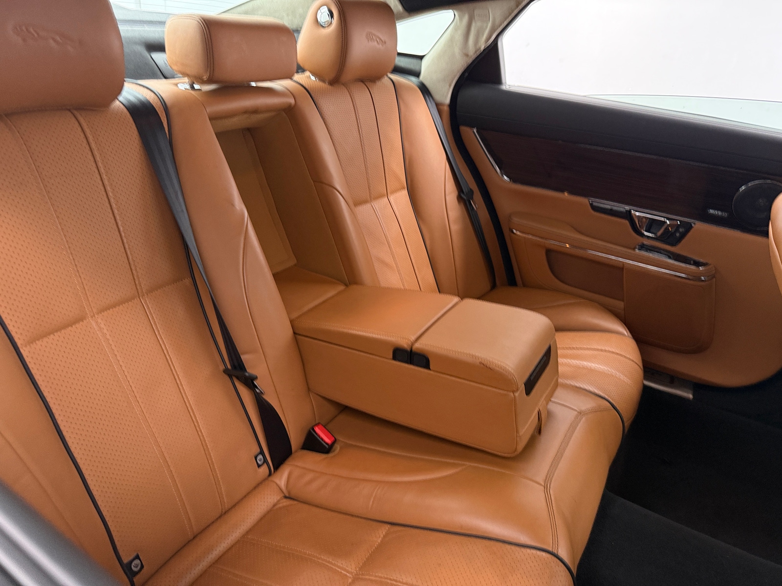 Thumbnail: 2015 Jaguar XJ - 5