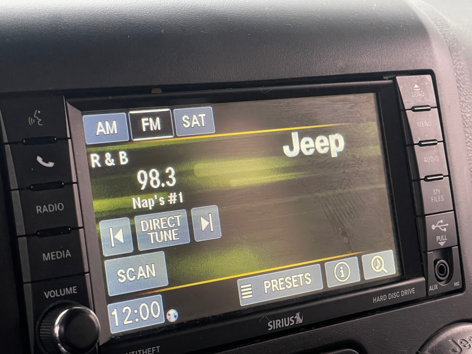 Thumbnail: 2017 Jeep Wrangler - 4