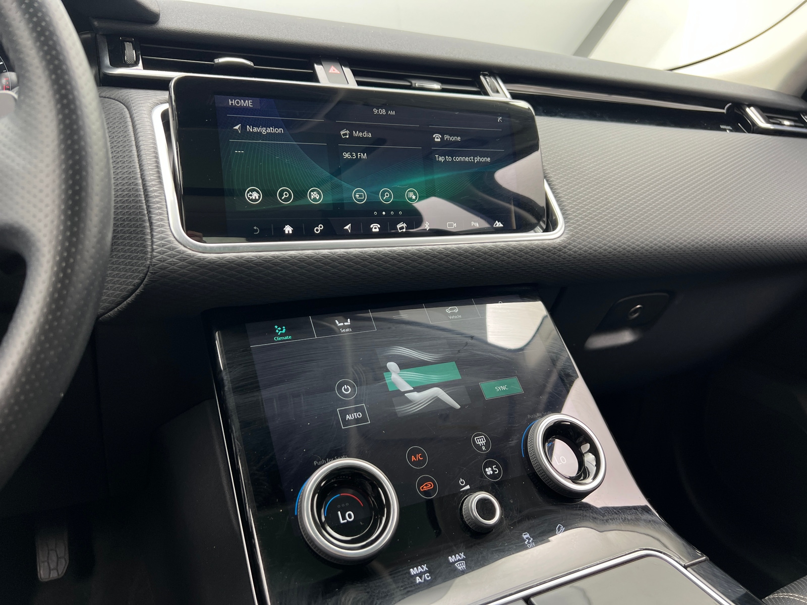 Thumbnail: 2019 Land Rover Range Rover Velar - 3