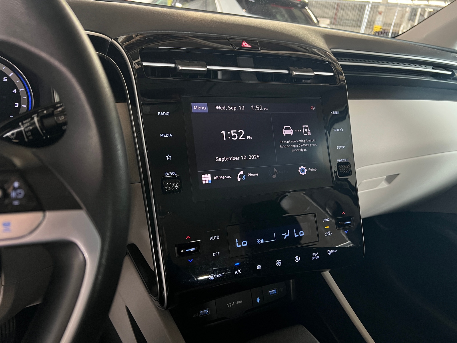 Thumbnail: 2024 Hyundai Tucson - 4