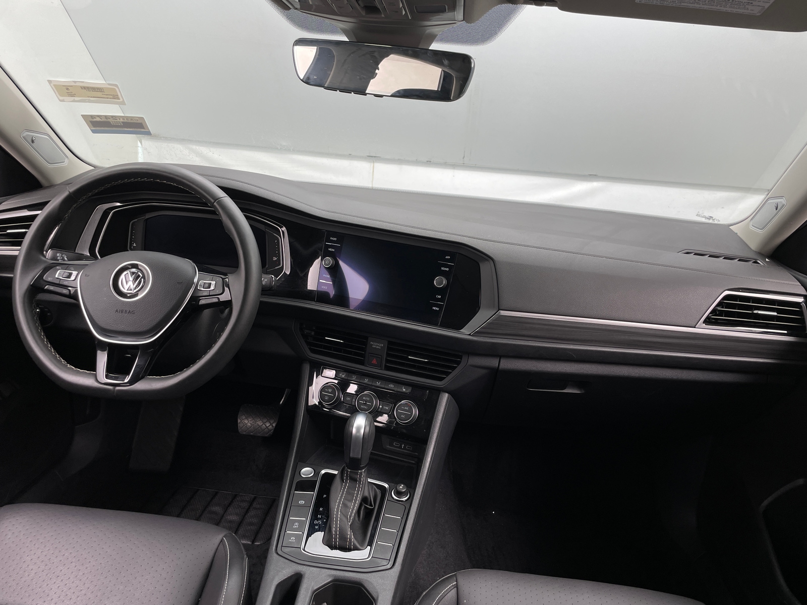 Thumbnail: 2021 Volkswagen Jetta - 2