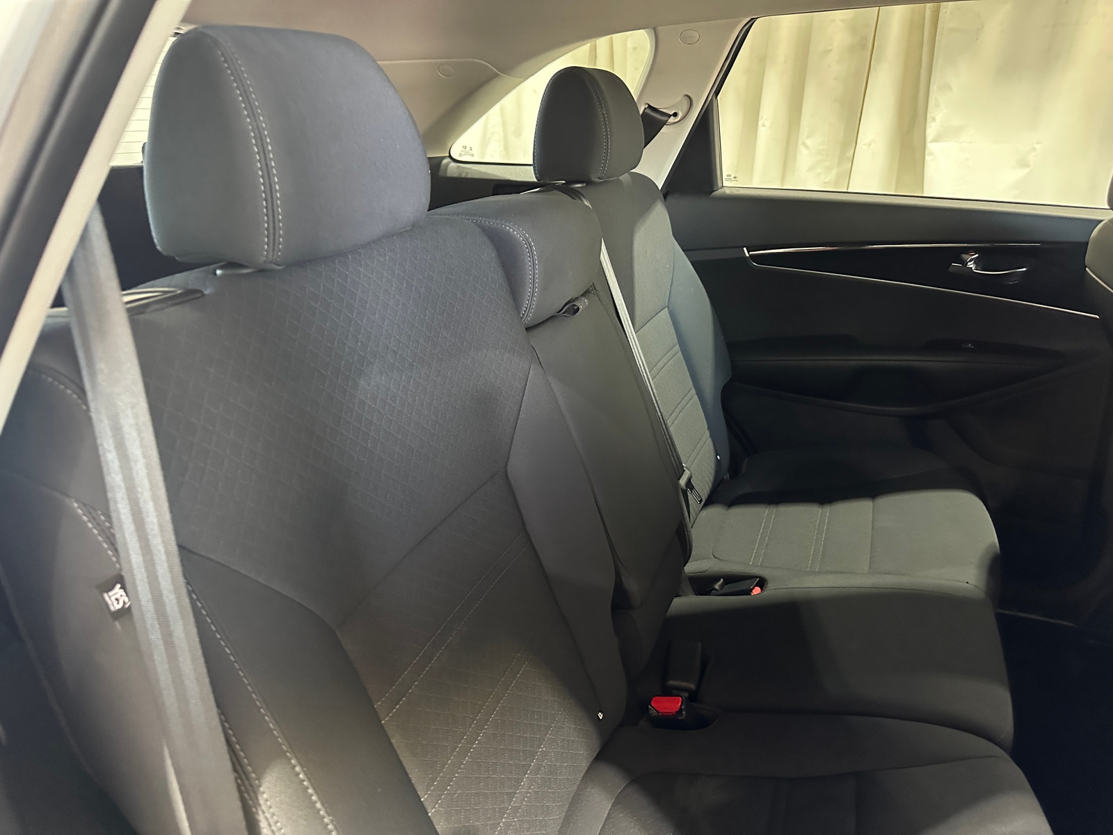 Thumbnail: 2019 Kia Sorento - 6