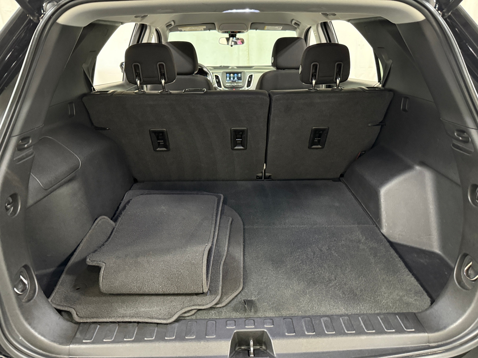 Thumbnail: 2019 Chevrolet Equinox - 7