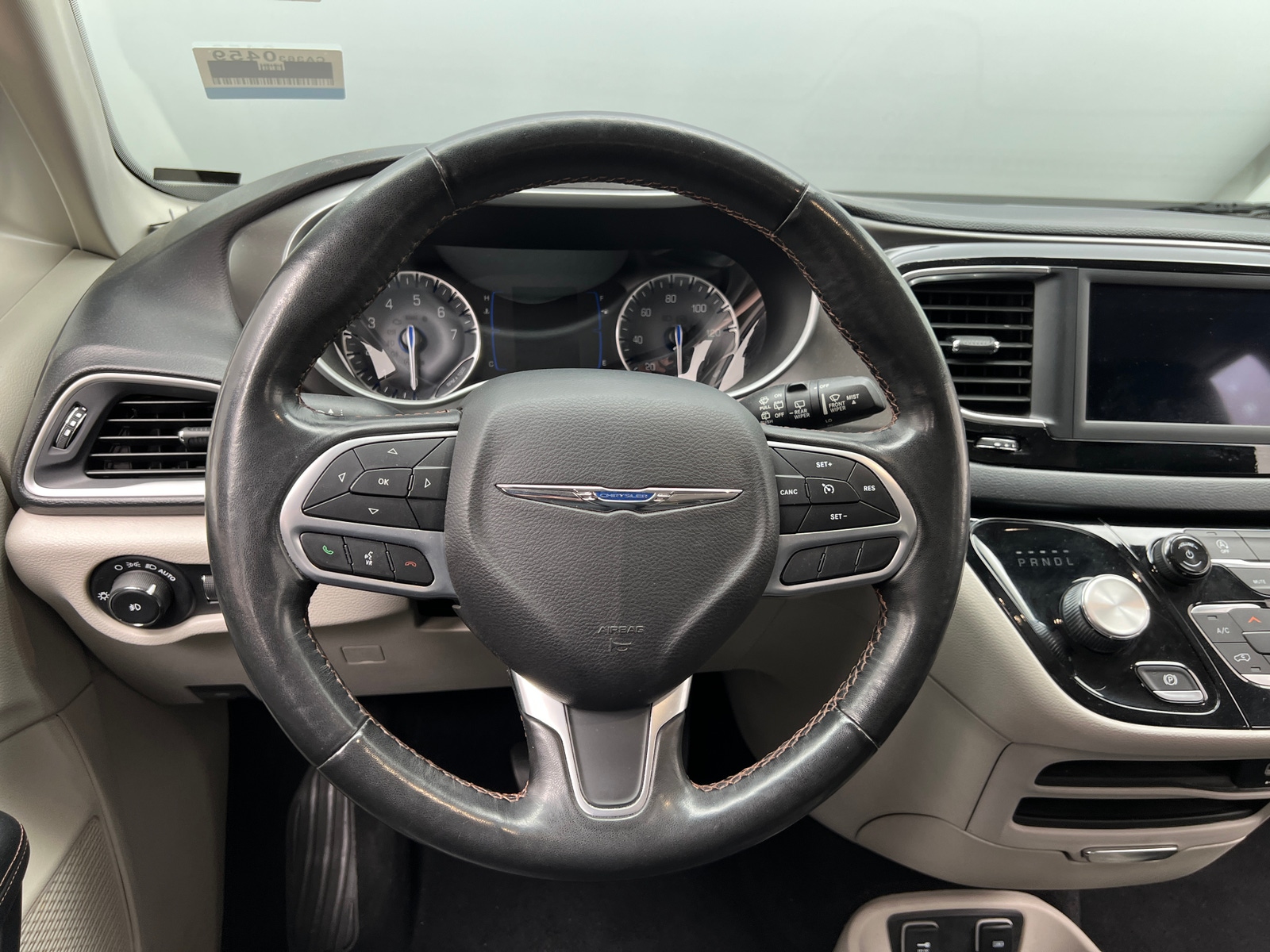 Thumbnail: 2020 Chrysler Pacifica - 4