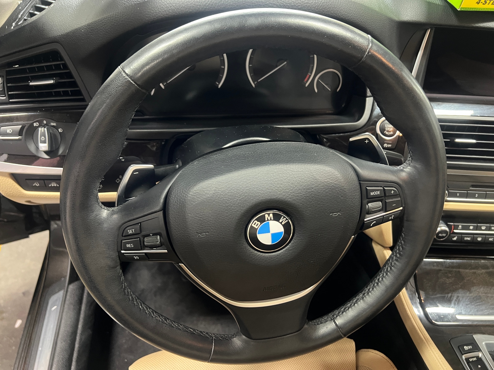 Thumbnail: 2016 BMW 5 Series - 4