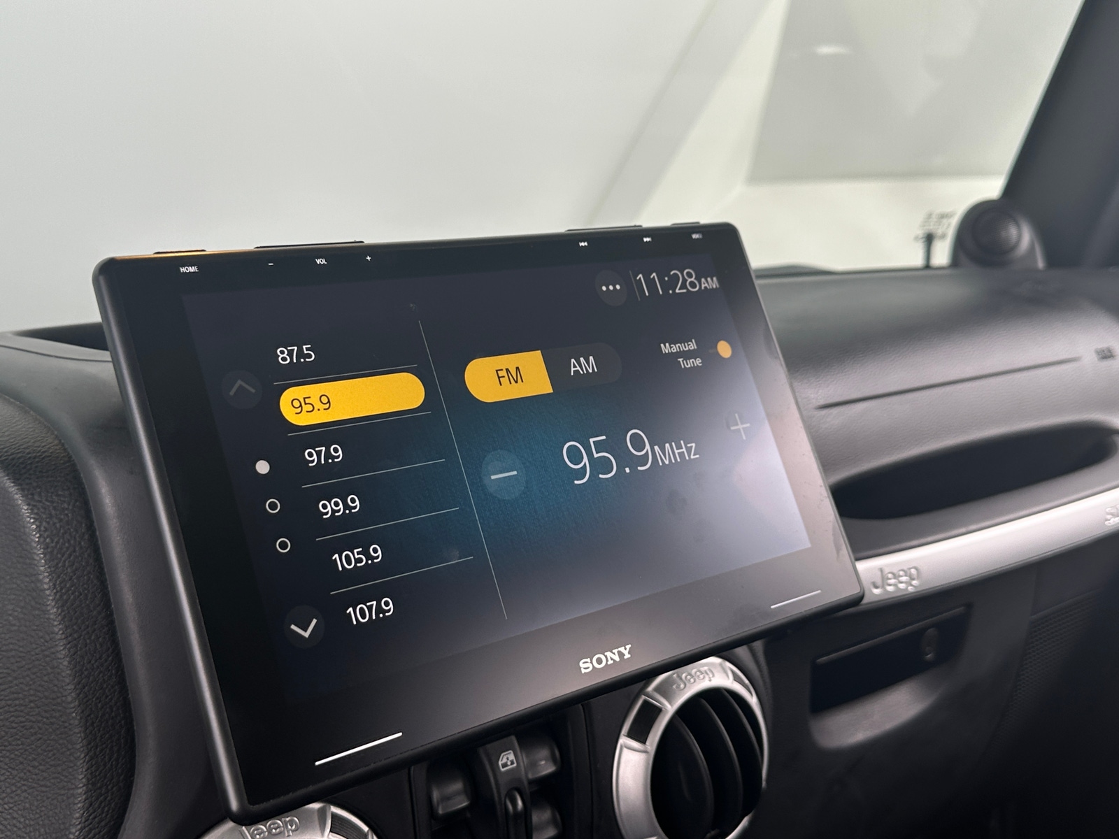 Thumbnail: 2014 Jeep Wrangler - 4