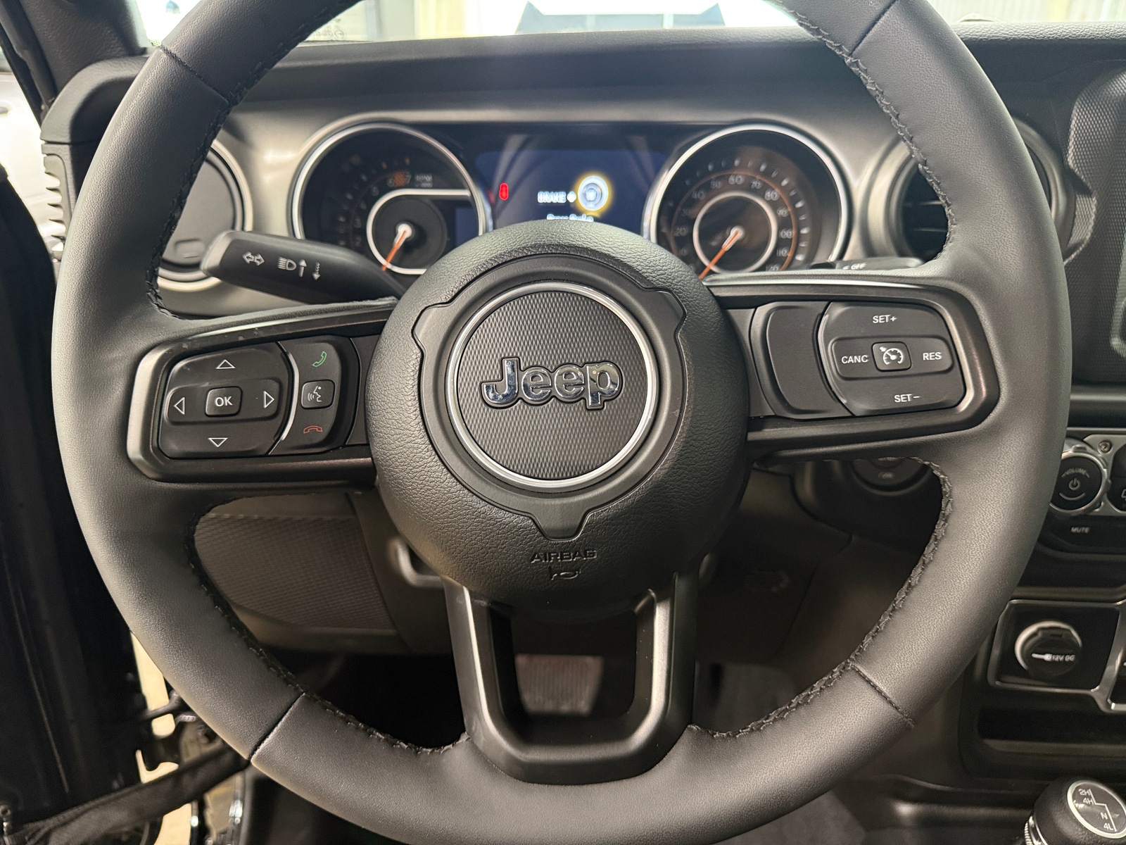 Thumbnail: 2023 Jeep Wrangler - 5