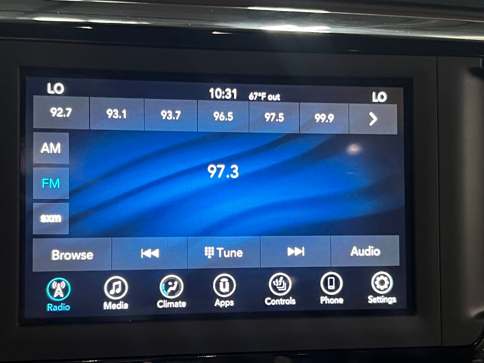 Thumbnail: 2020 Chrysler Pacifica - 3