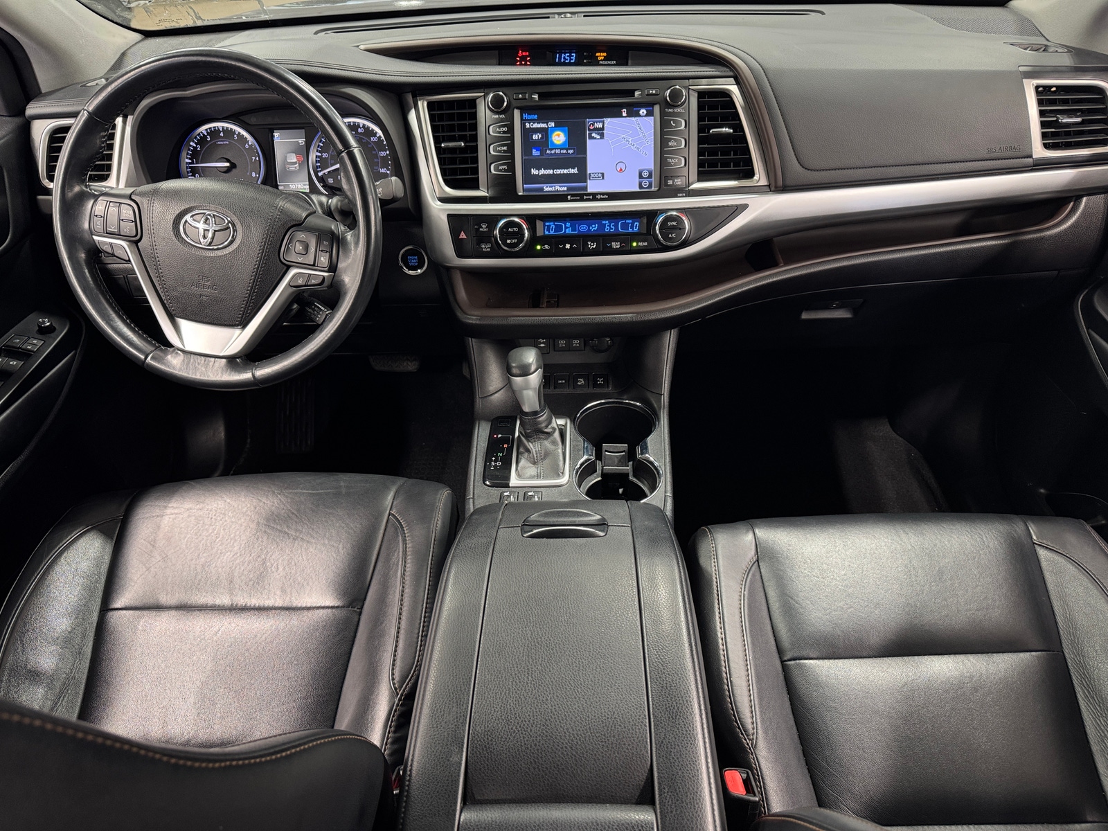 Thumbnail: 2018 Toyota Highlander - 2