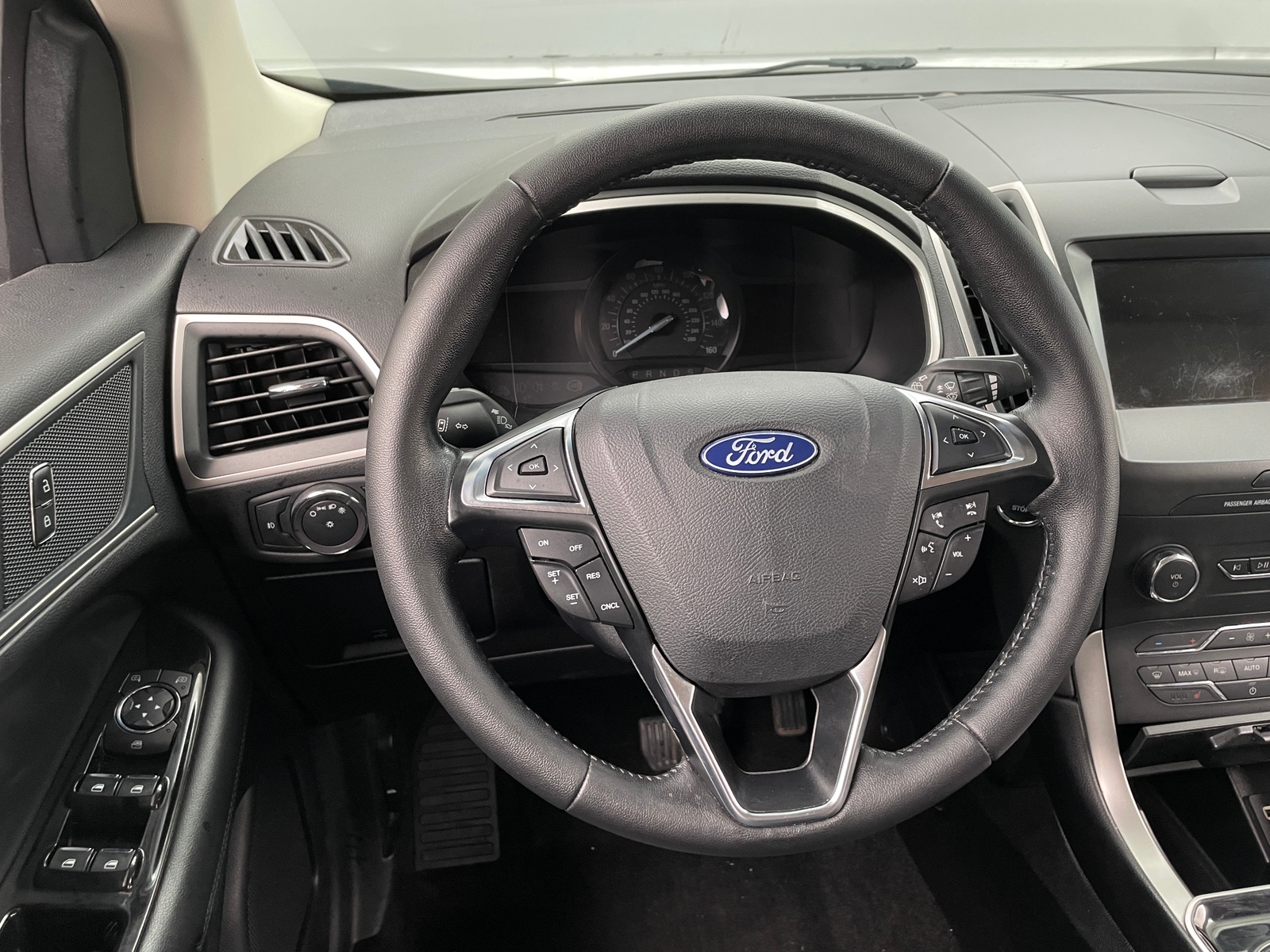 Thumbnail: 2019 Ford Edge - 4
