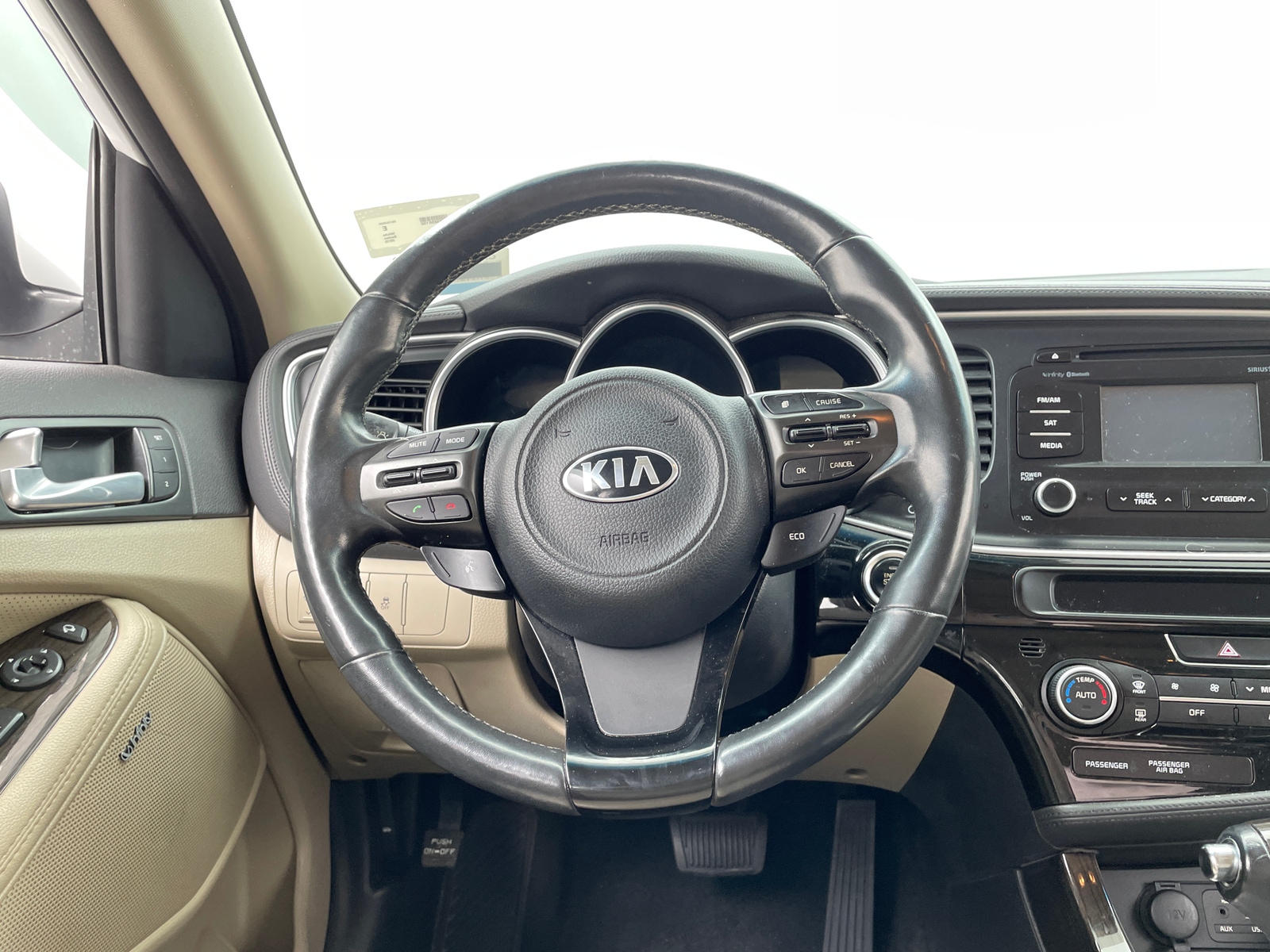 Thumbnail: 2015 Kia Optima - 4