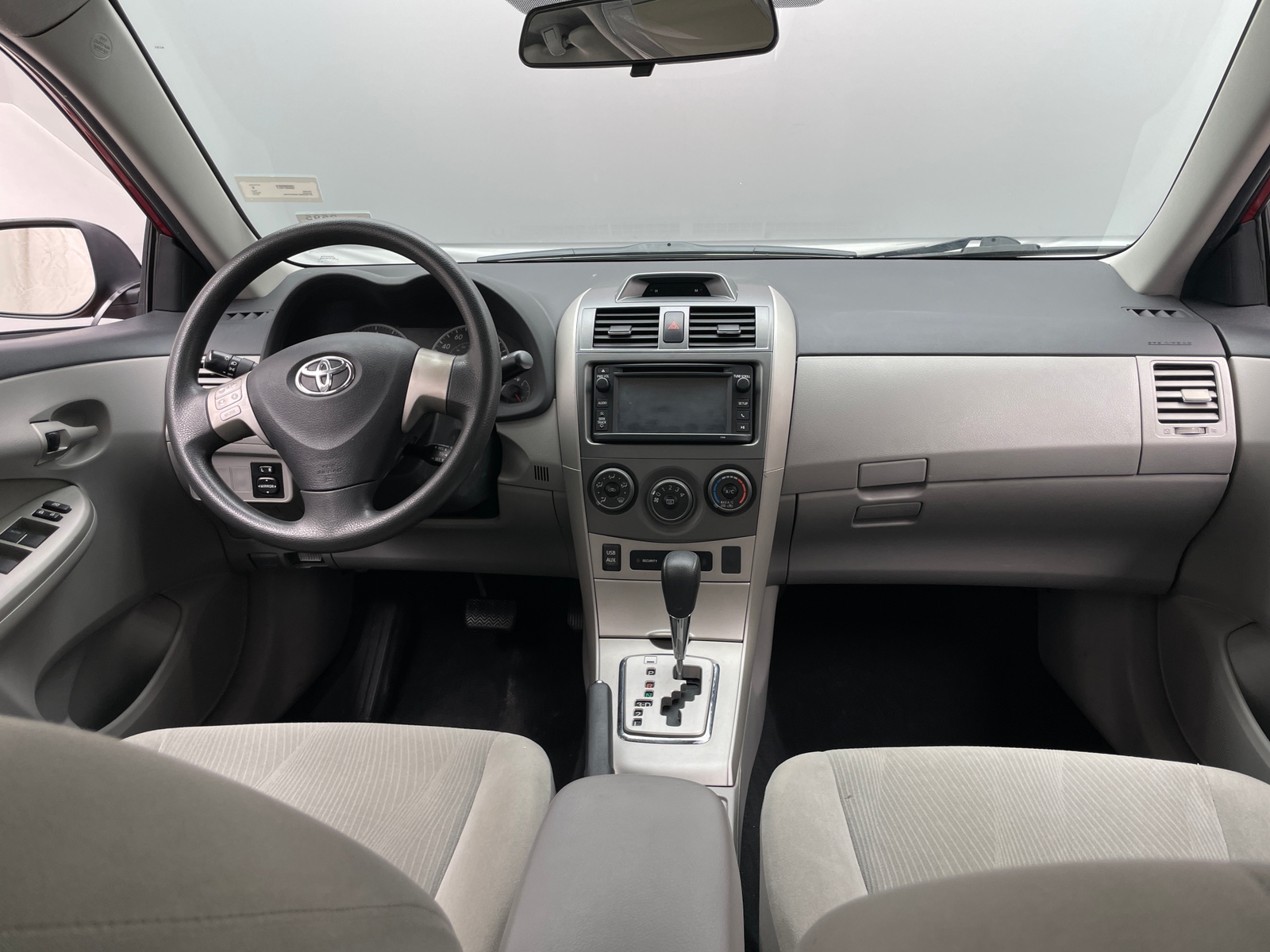 Thumbnail: 2013 Toyota Corolla - 3