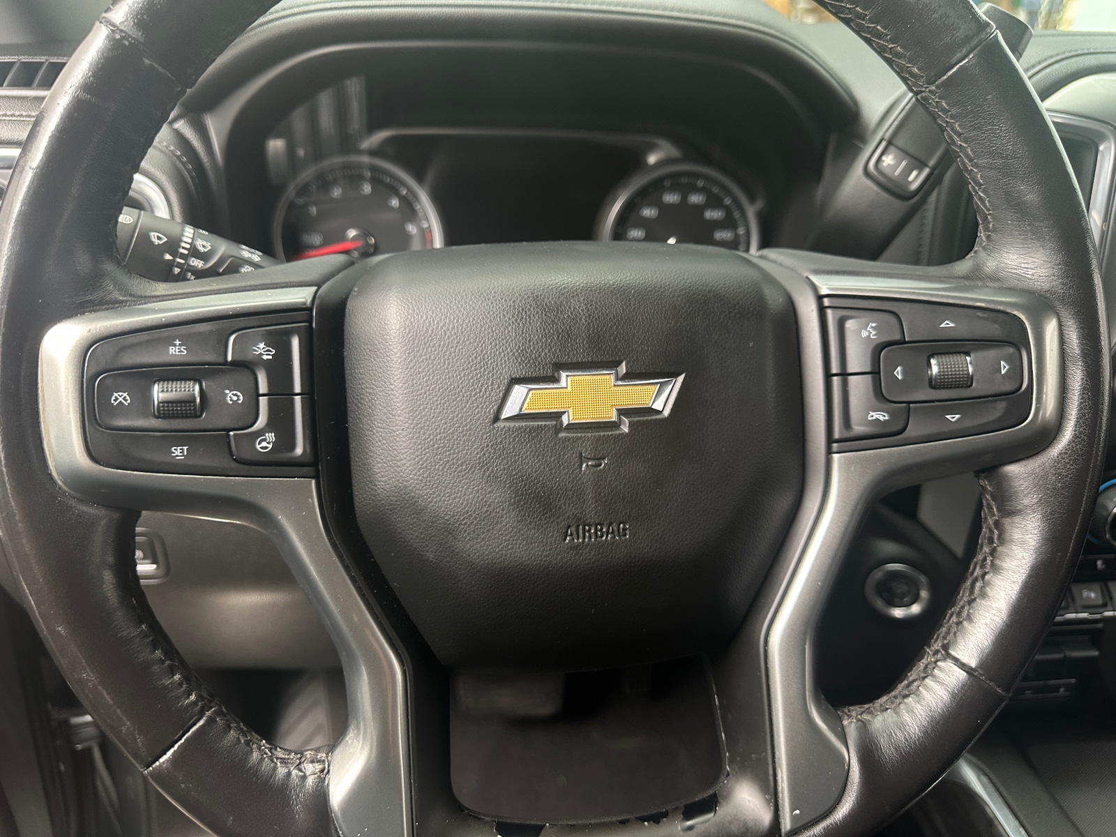 Thumbnail: 2021 Chevrolet Silverado 1500 - 4