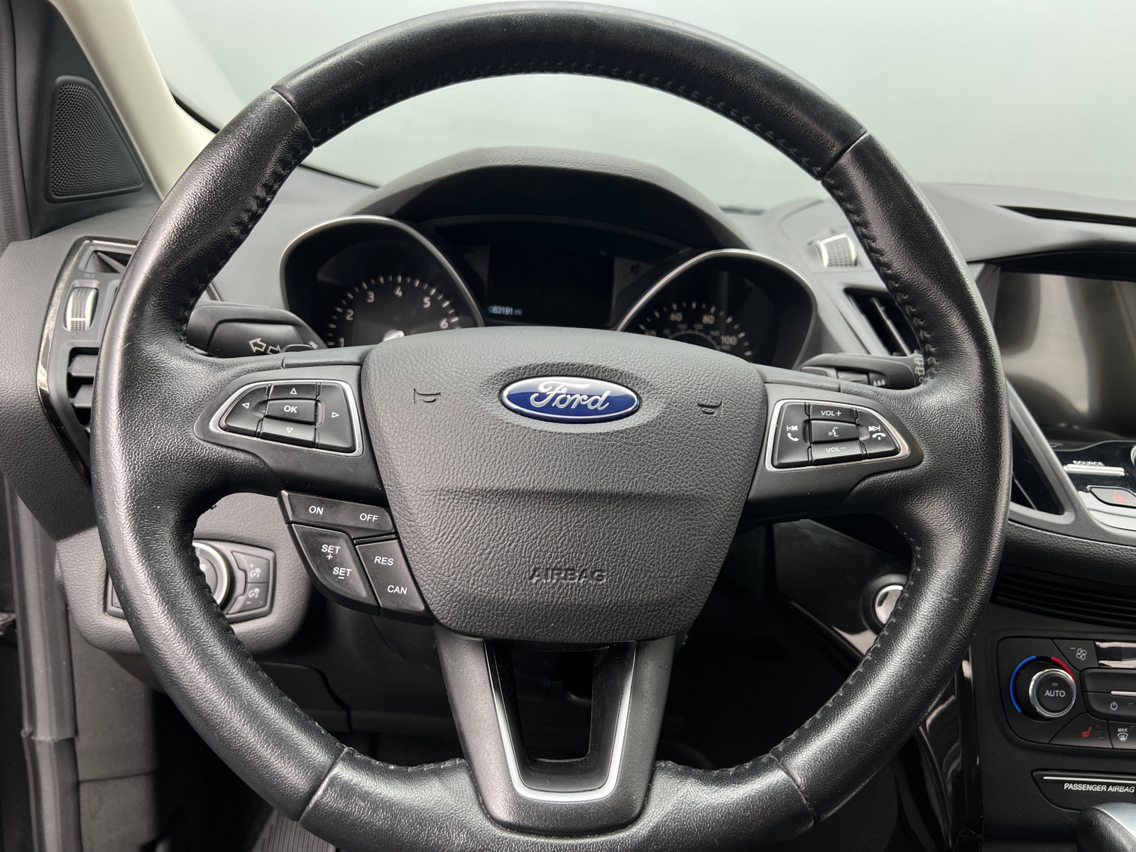 Thumbnail: 2017 Ford Escape - 4