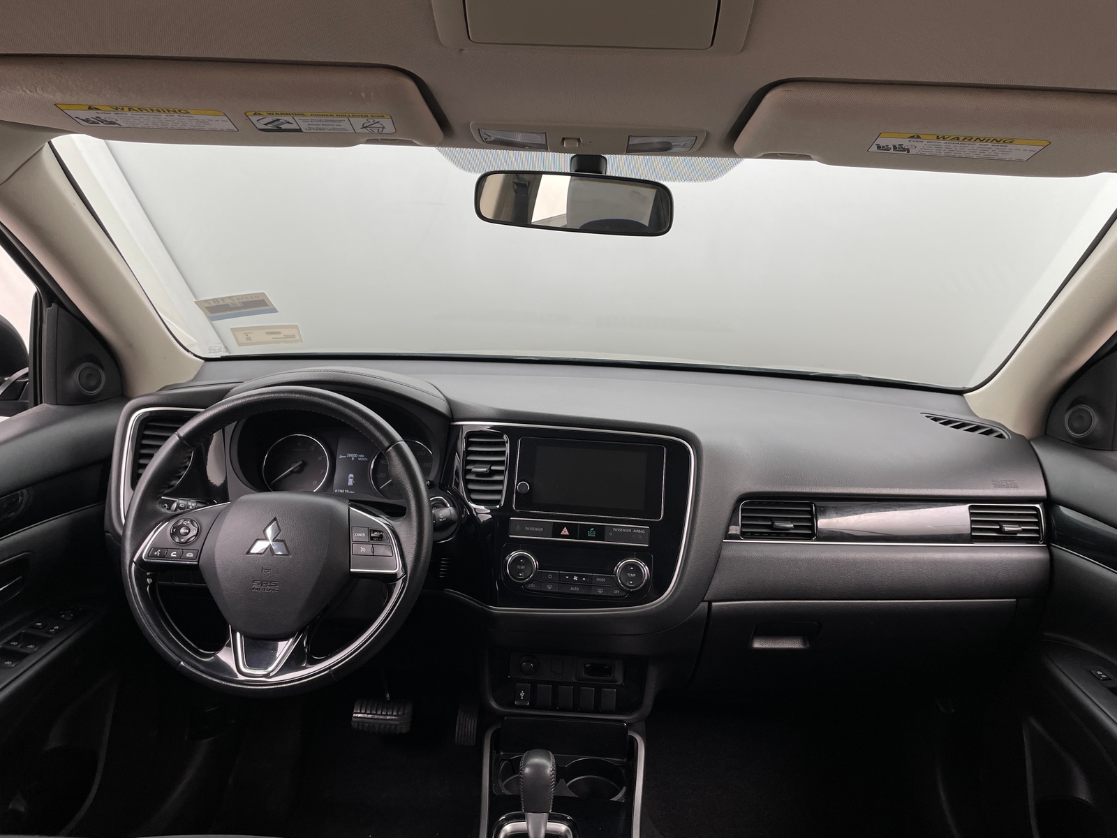 Thumbnail: 2019 Mitsubishi Outlander - 3
