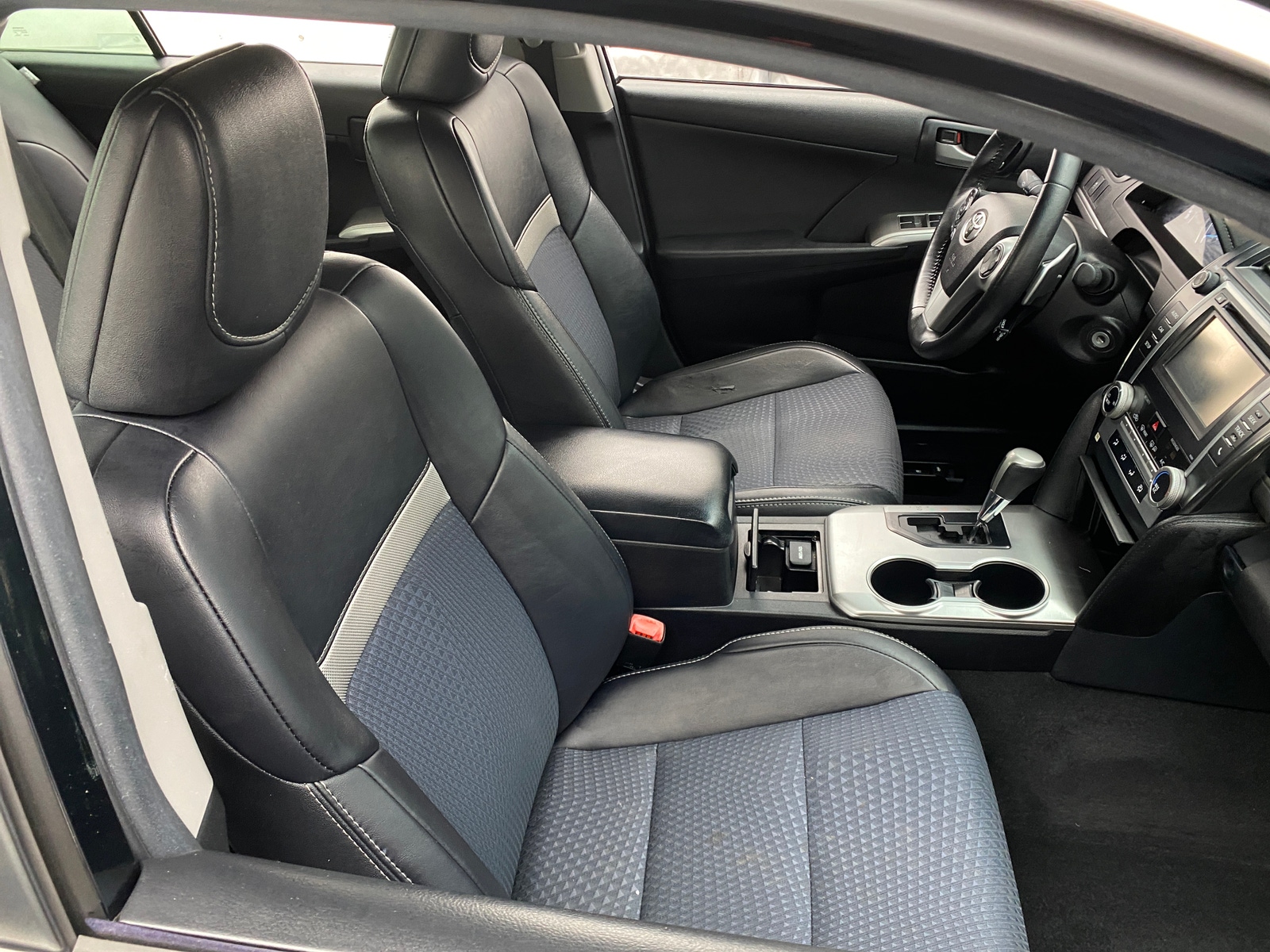 Thumbnail: 2014 Toyota Camry - 2