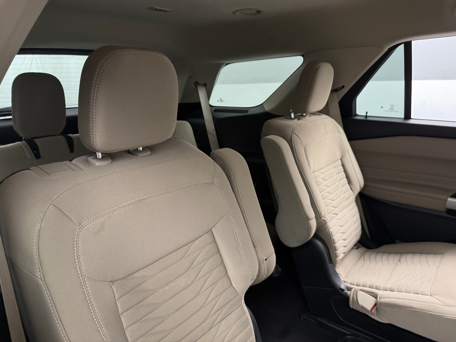 Thumbnail: 2021 Ford Explorer - 6