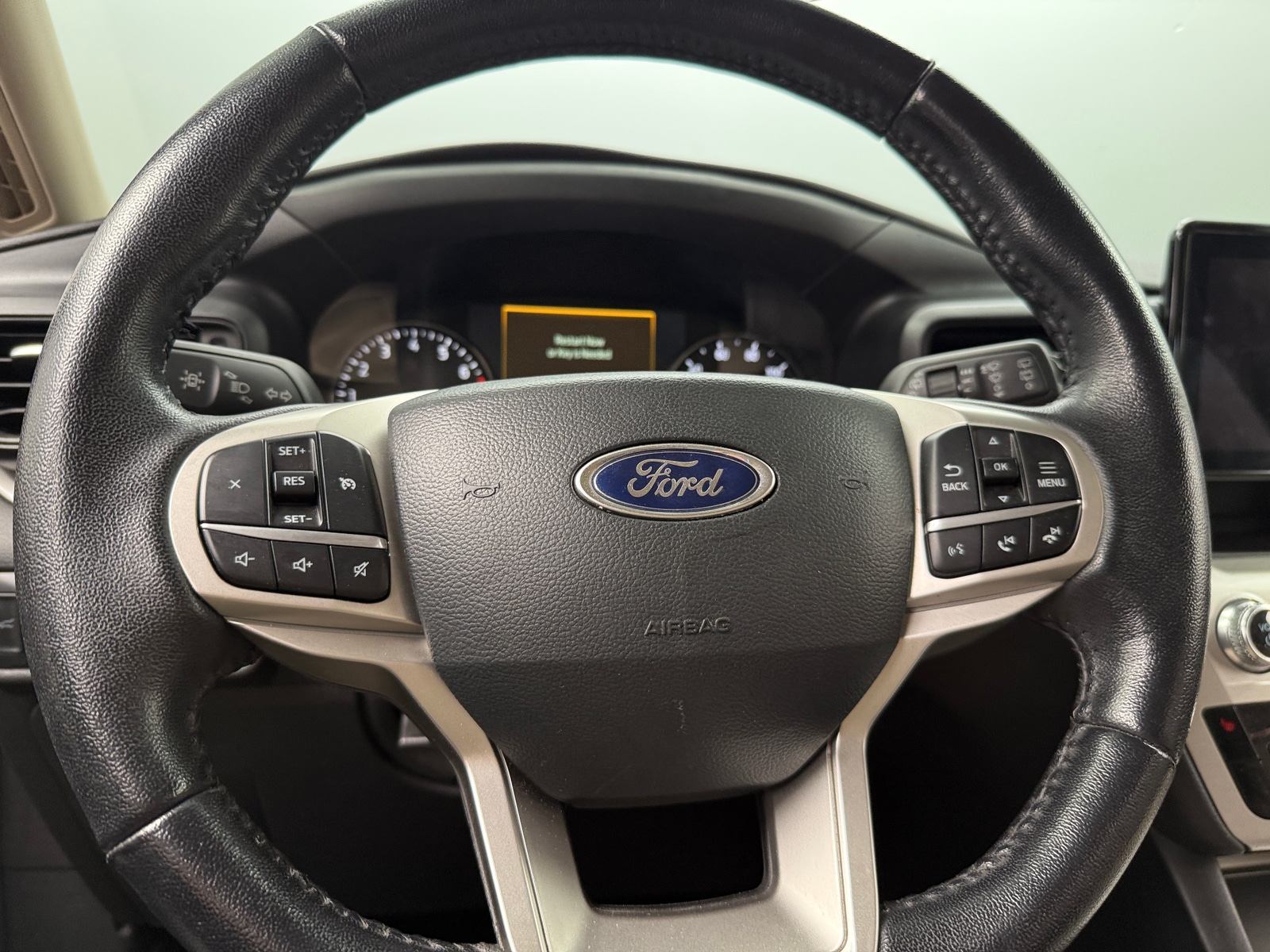 Thumbnail: 2021 Ford Explorer - 5