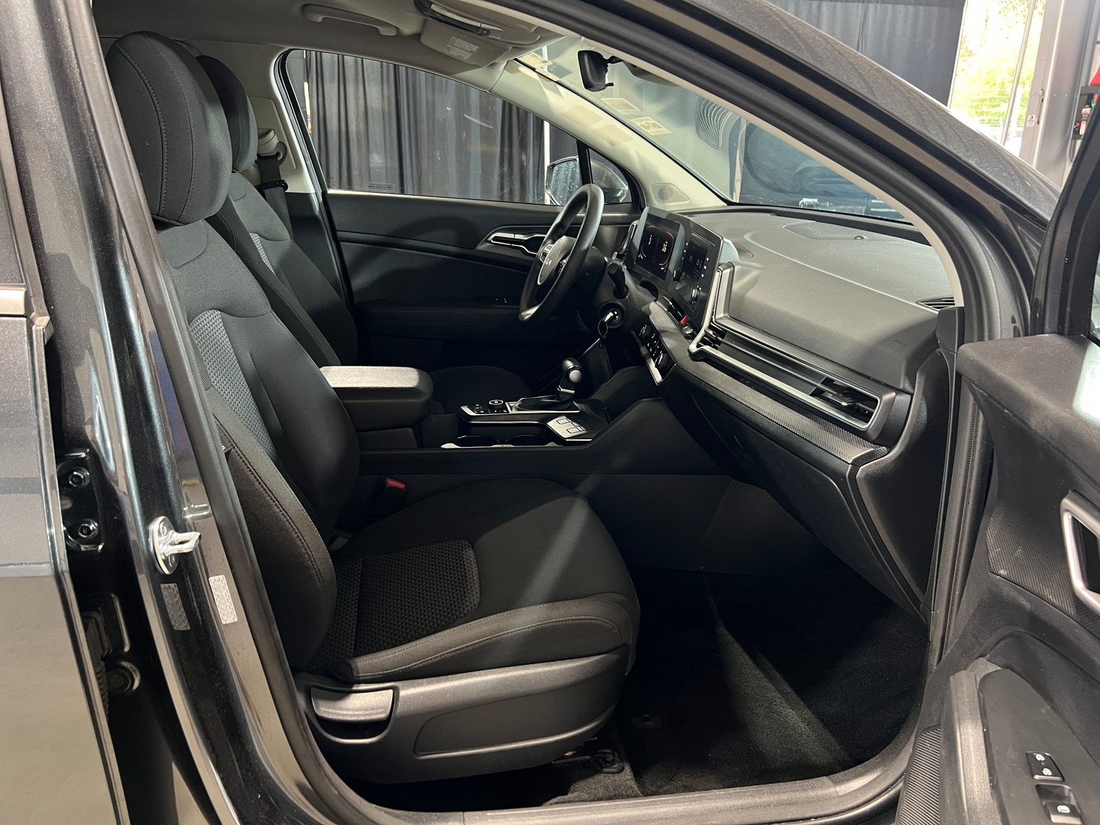 Thumbnail: 2024 Kia Sportage - 2