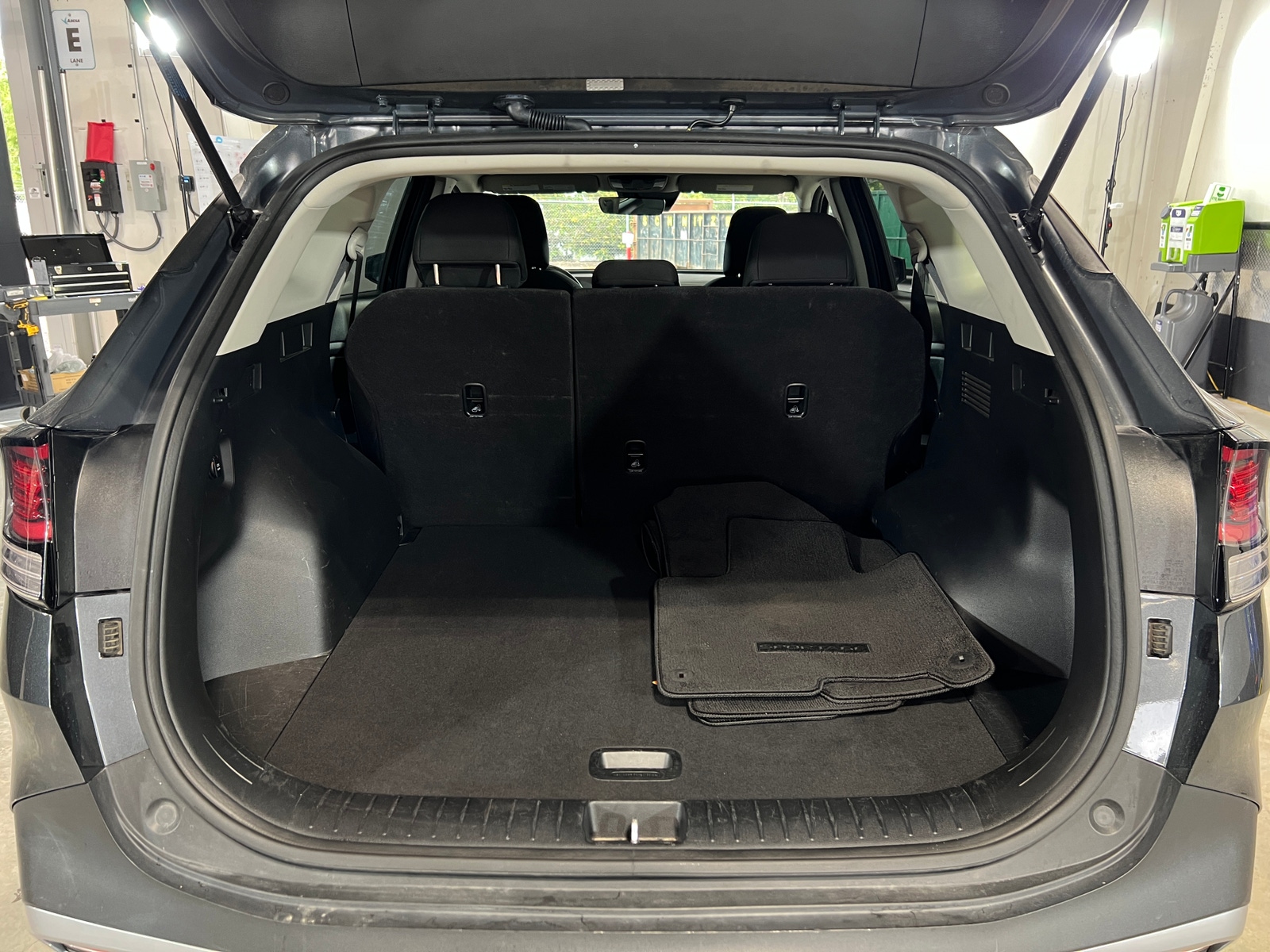 Thumbnail: 2024 Kia Sportage - 7