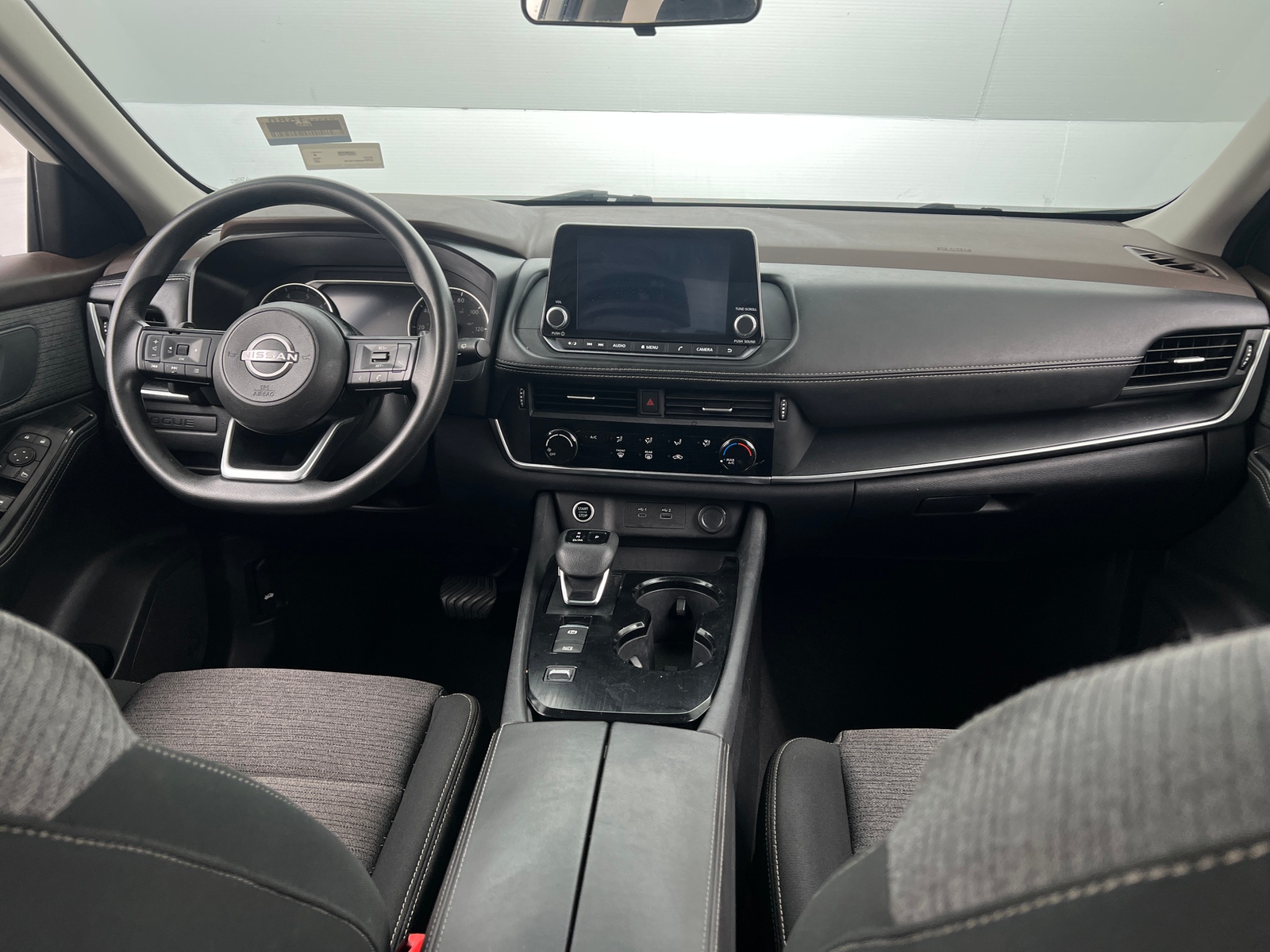 Thumbnail: 2022 Nissan Rogue - 3