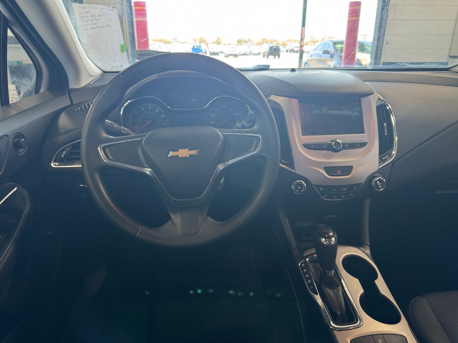 Thumbnail: 2017 Chevrolet Cruze - 5
