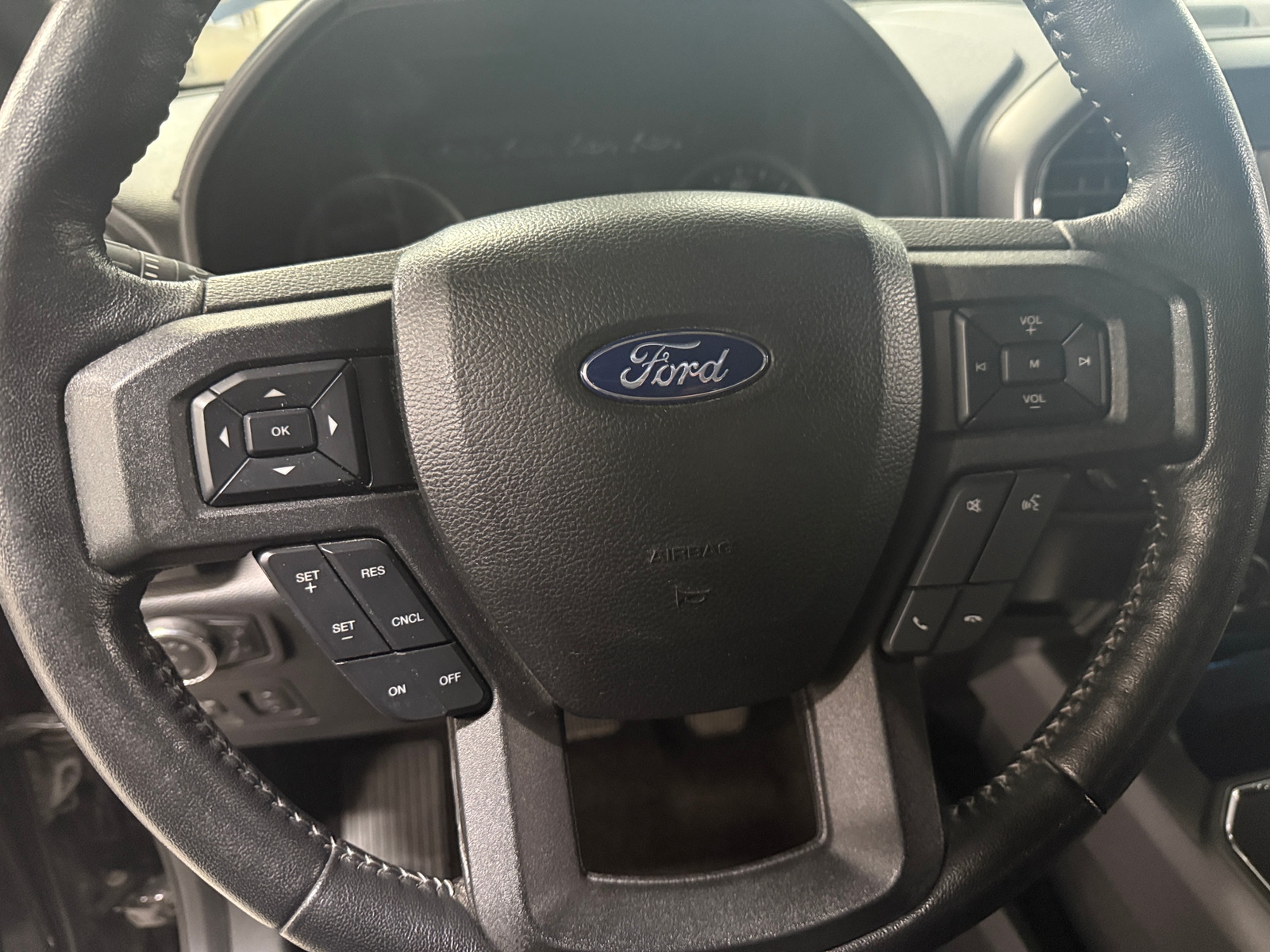 Thumbnail: 2018 Ford Econoline - 5