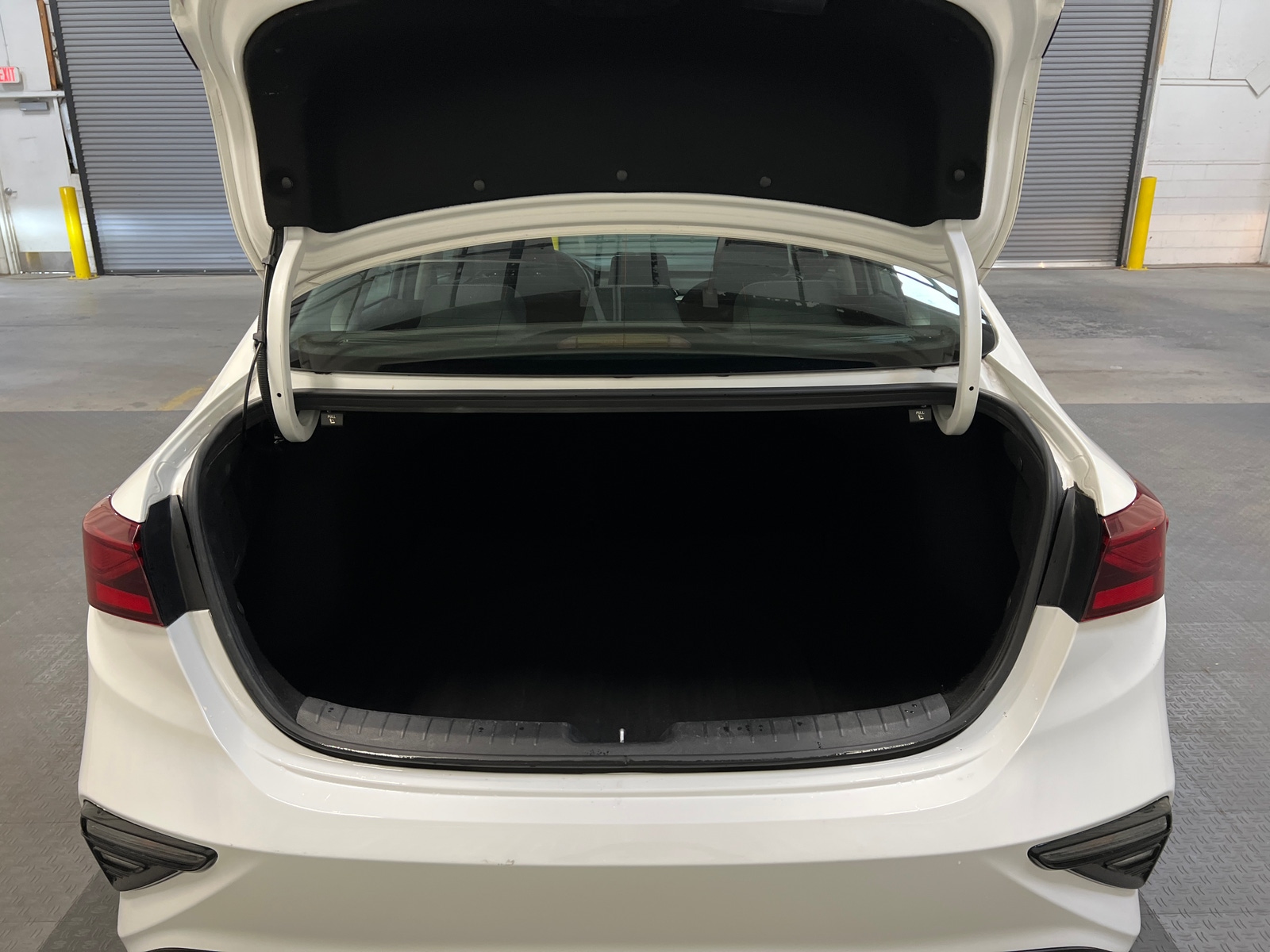 Thumbnail: 2021 Kia Forte - 7