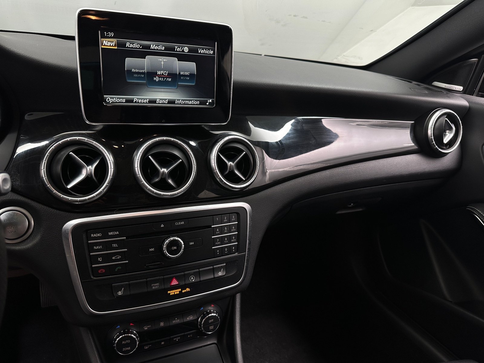 Thumbnail: 2016 Mercedes-Benz CLA - 2