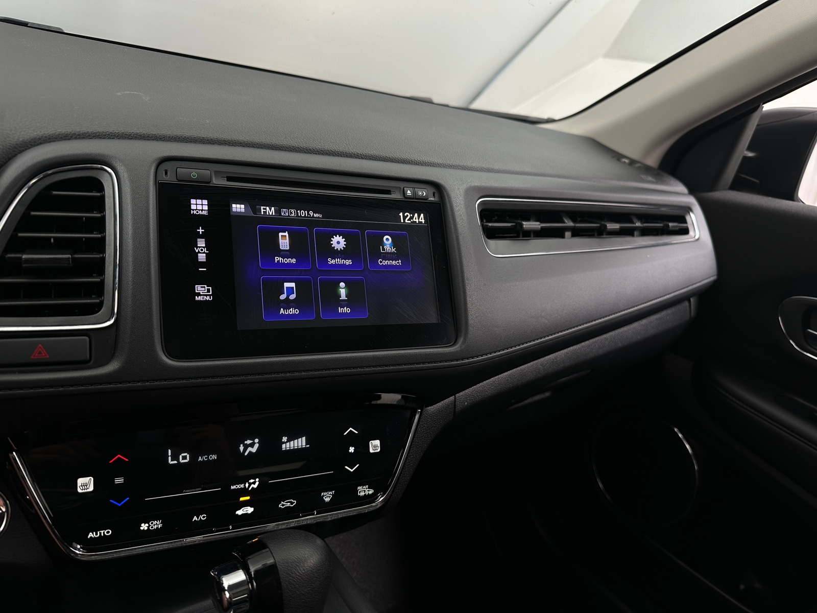 Thumbnail: 2018 Honda HR-V - 4