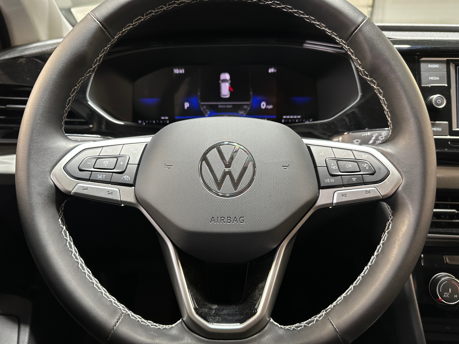 Thumbnail: 2024 Volkswagen Taos - 5