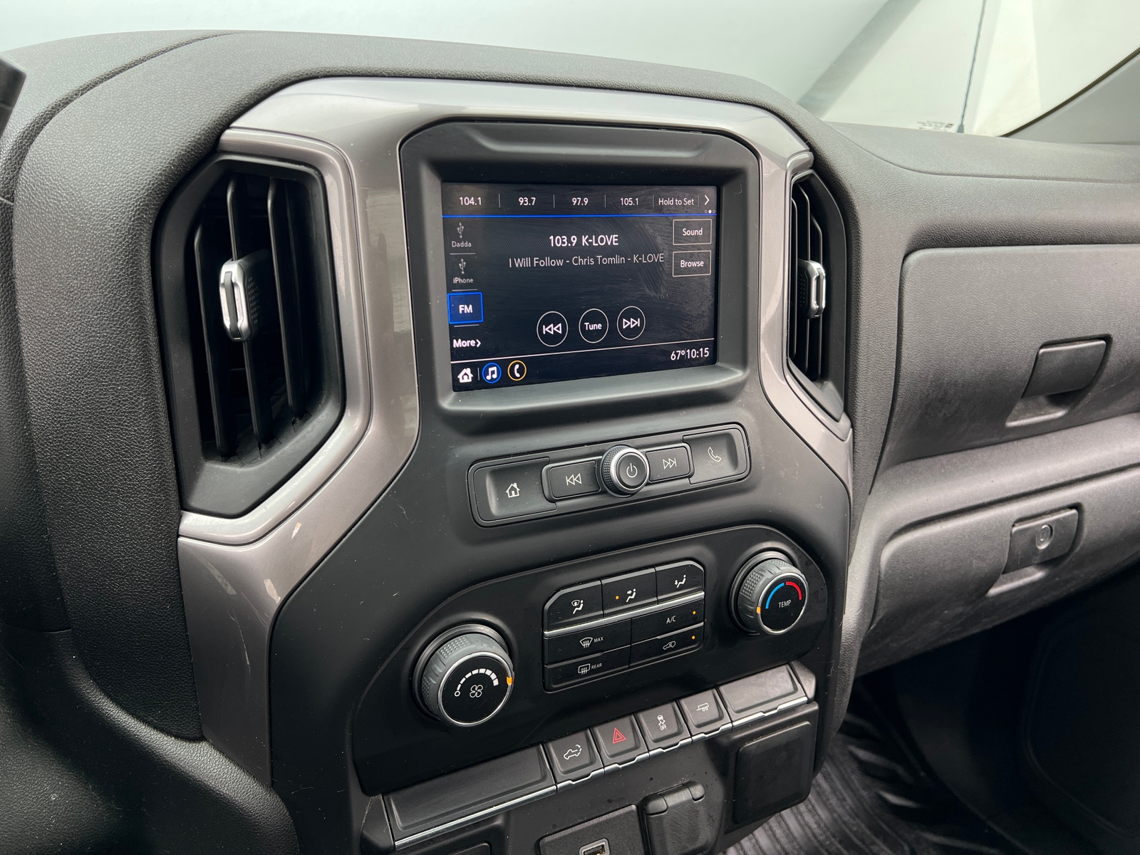 Thumbnail: 2020 Chevrolet Silverado 1500 - 4