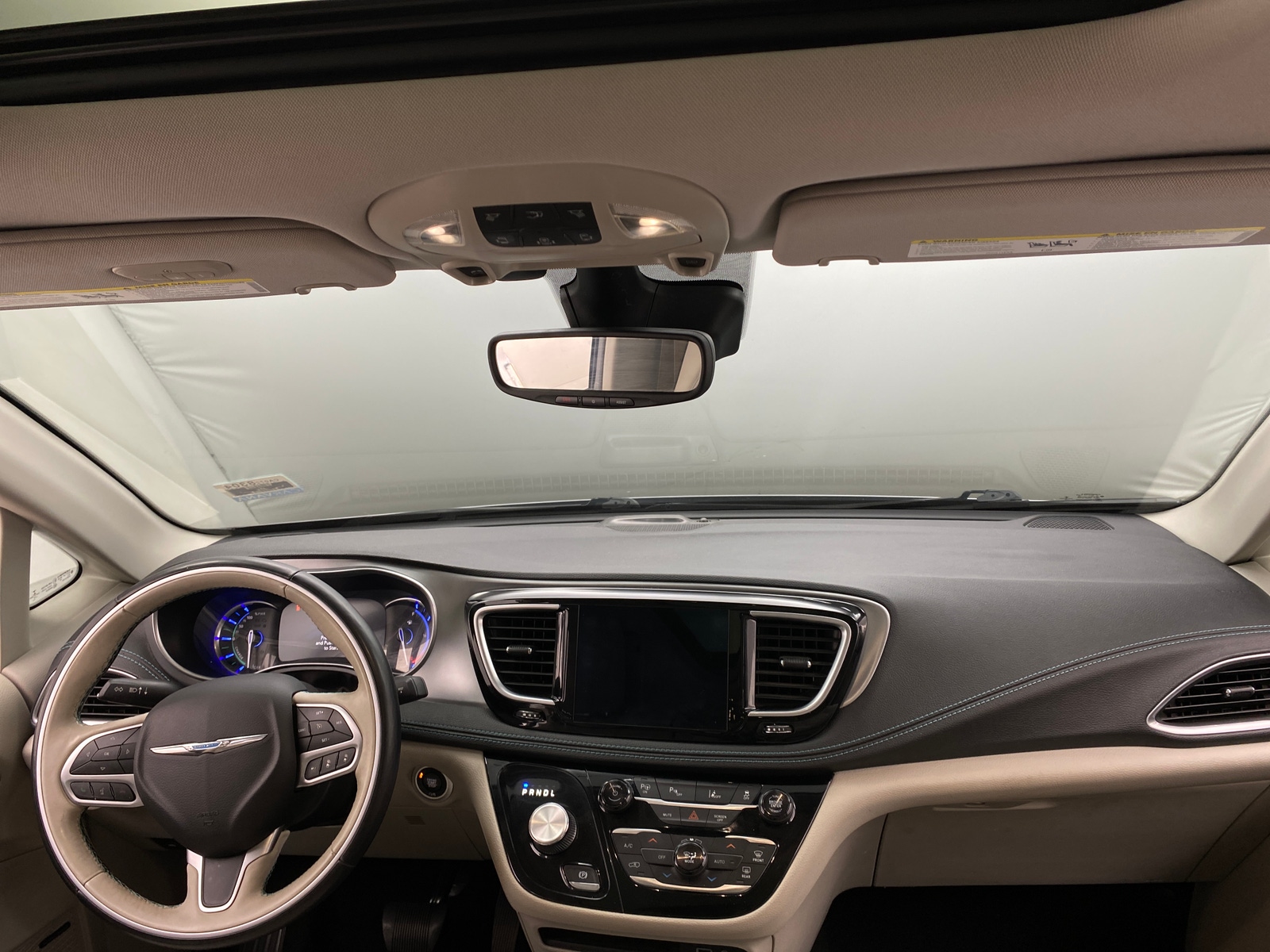 Thumbnail: 2018 Chrysler Pacifica - 2