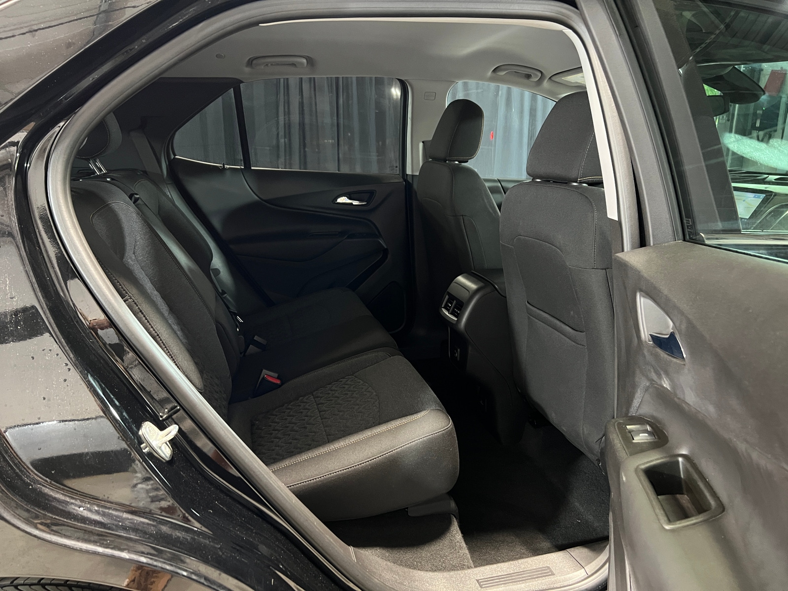 Thumbnail: 2022 Chevrolet Equinox - 6