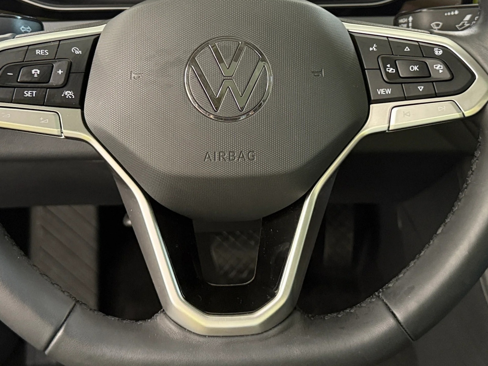 Thumbnail: 2025 Volkswagen Jetta - 4